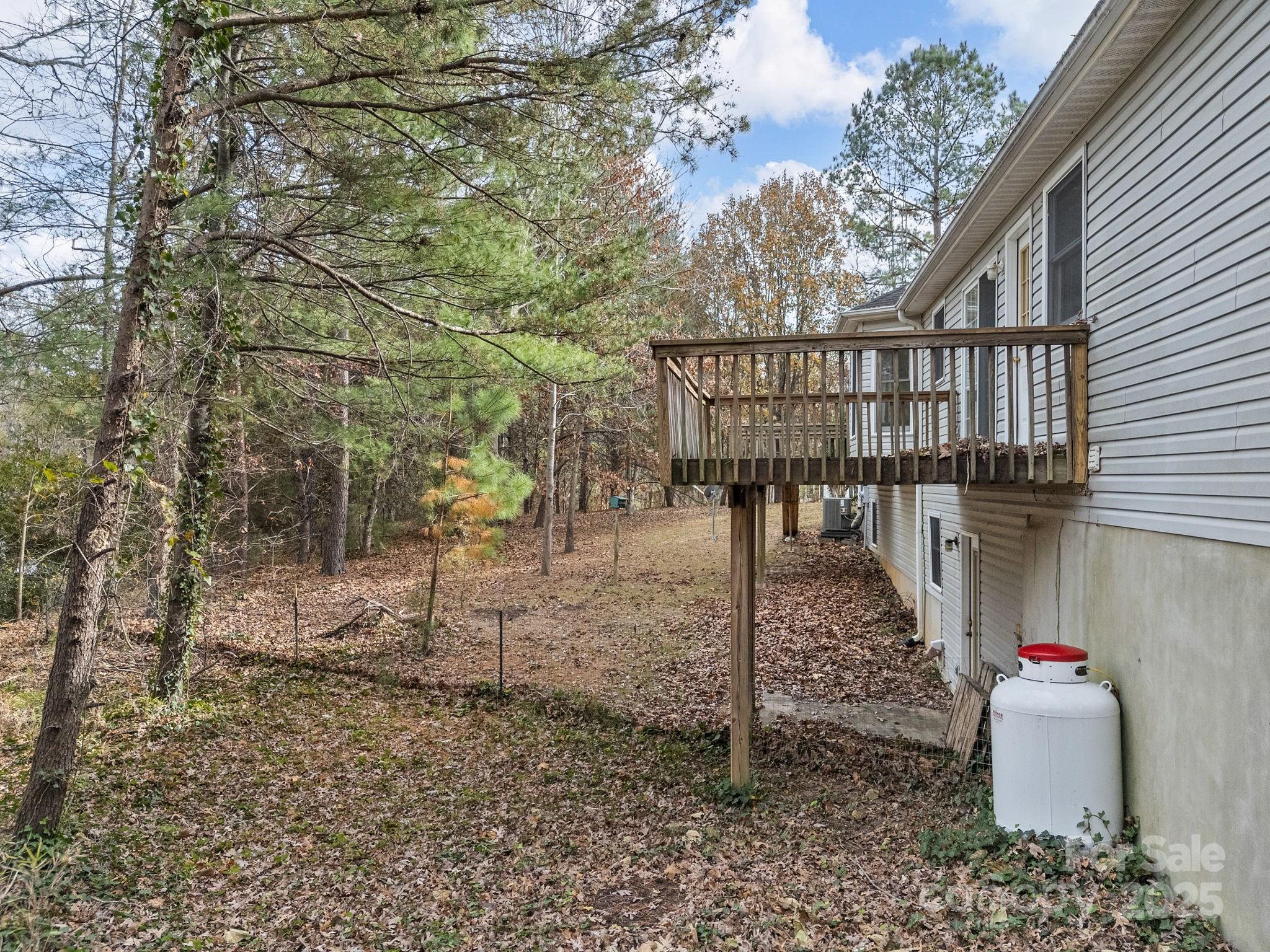 383 Woody Circle Property Photo 35
