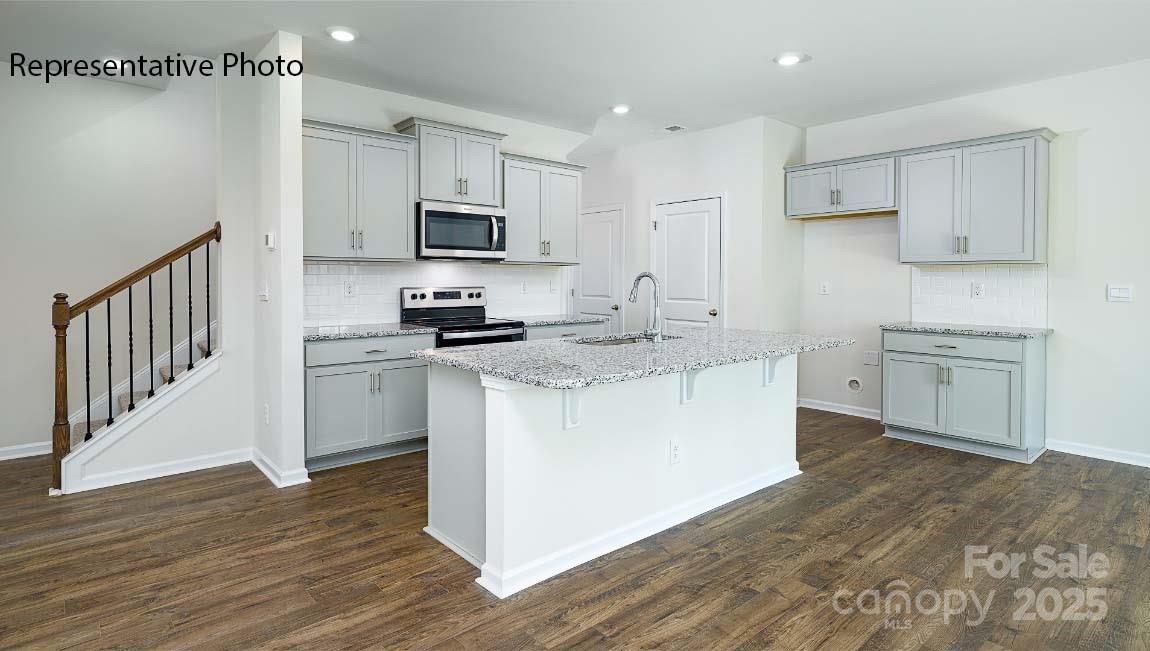 2054 10th Street Property Photo 3