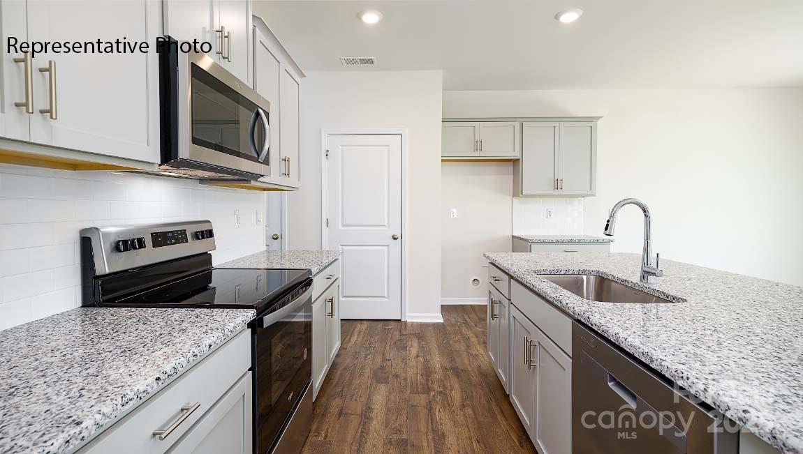 2054 10th Street Property Photo 5
