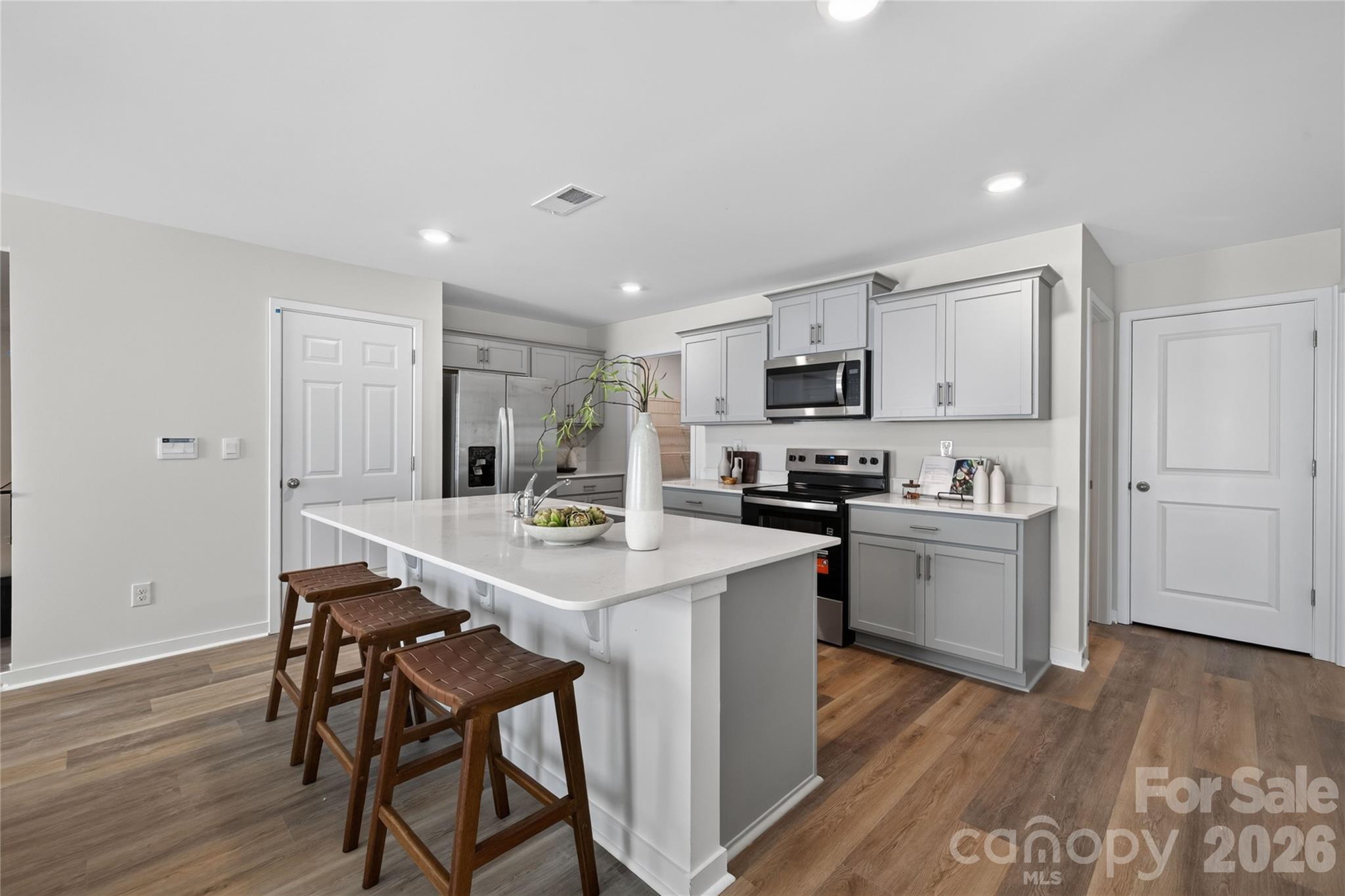 2058 10th Street Property Photo 6