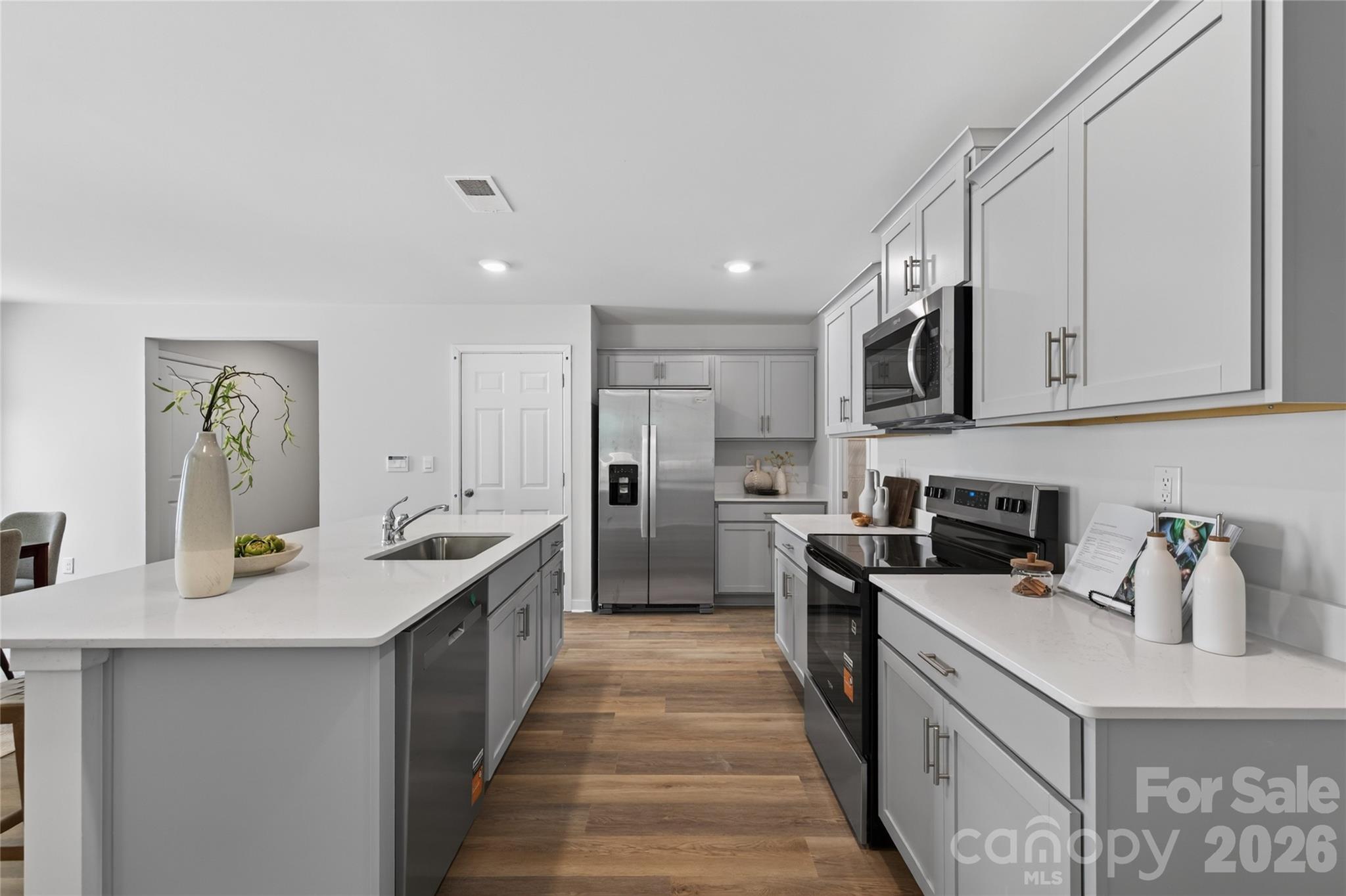 2058 10th Street Property Photo 7