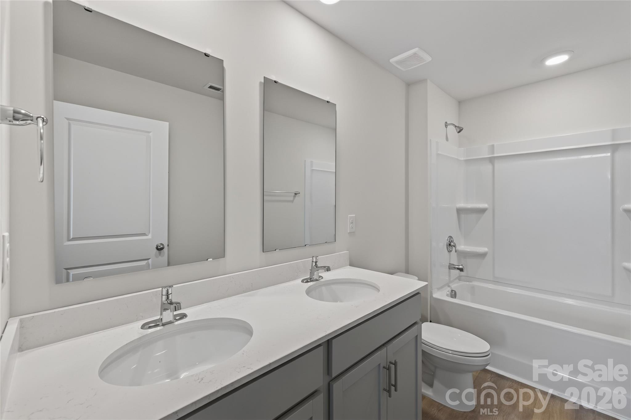 2058 10th Street Property Photo 28