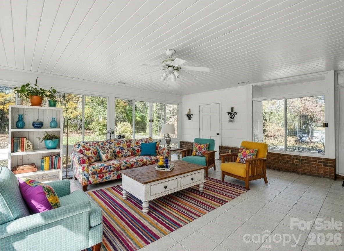 1867 Fruitland Road Property Photo 8
