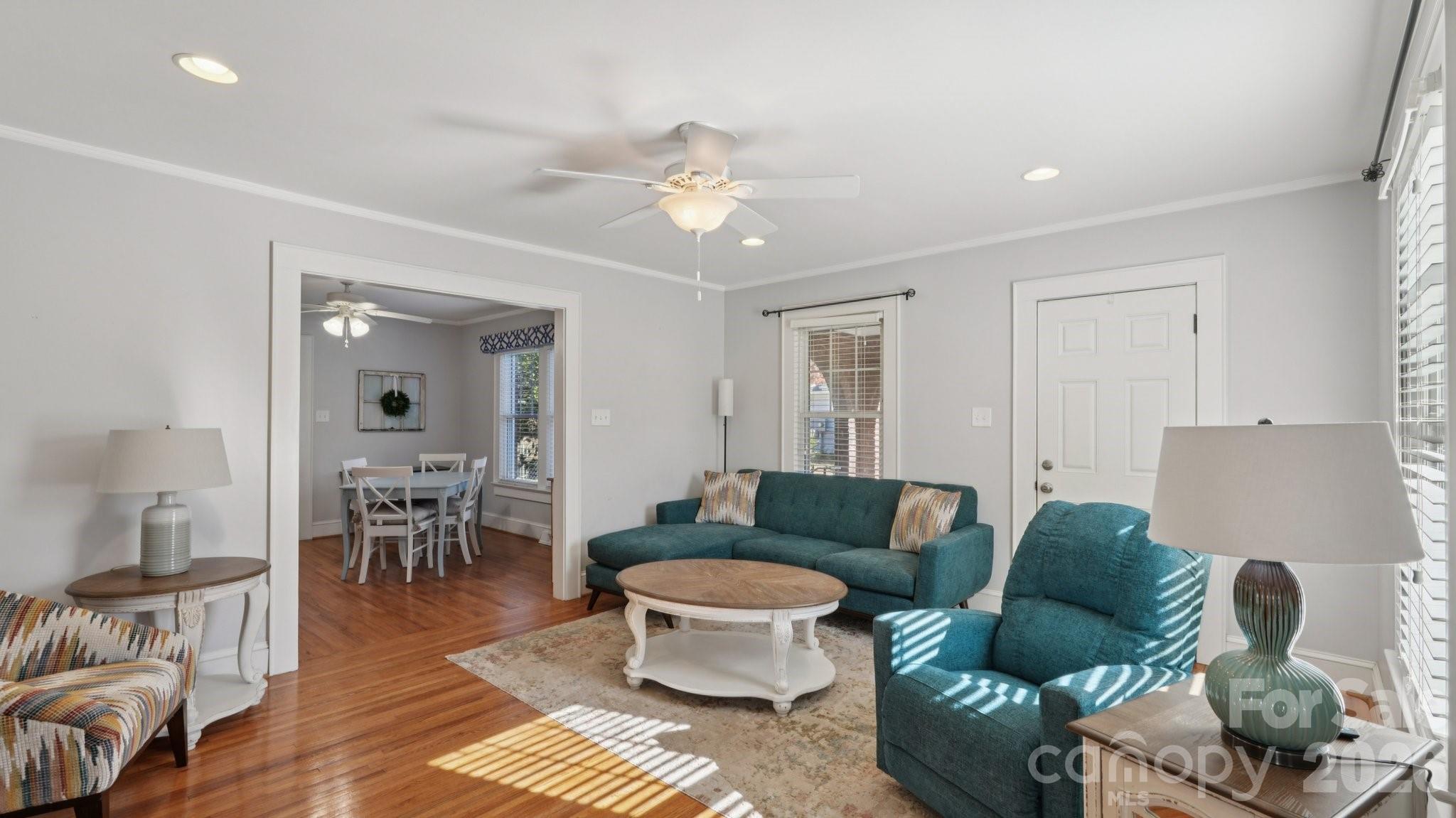 552 Hyde Park Drive Property Photo 11