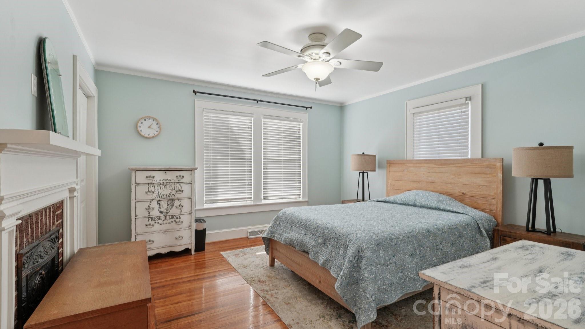 552 Hyde Park Drive Property Photo 17