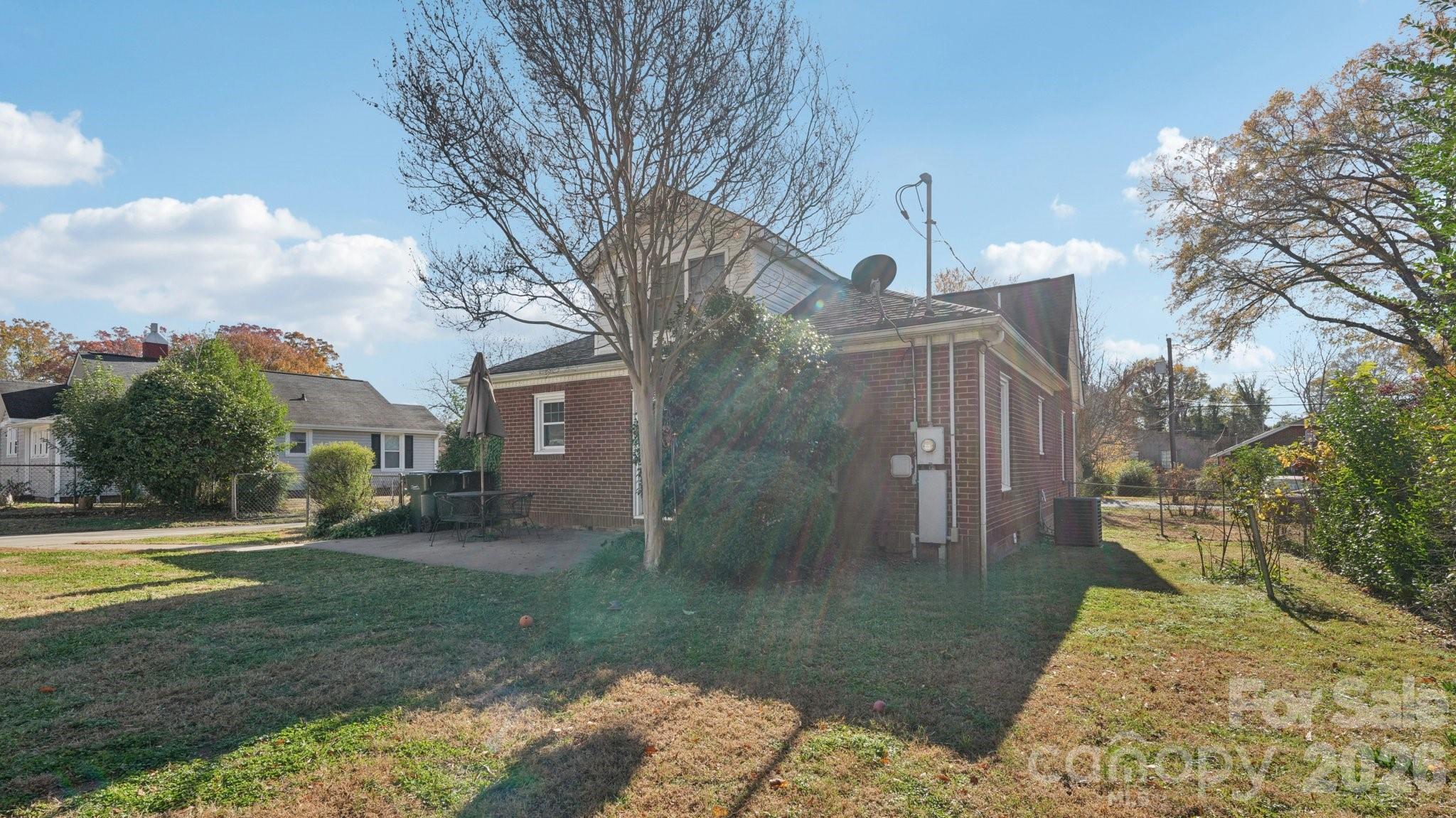 552 Hyde Park Drive Property Photo 36