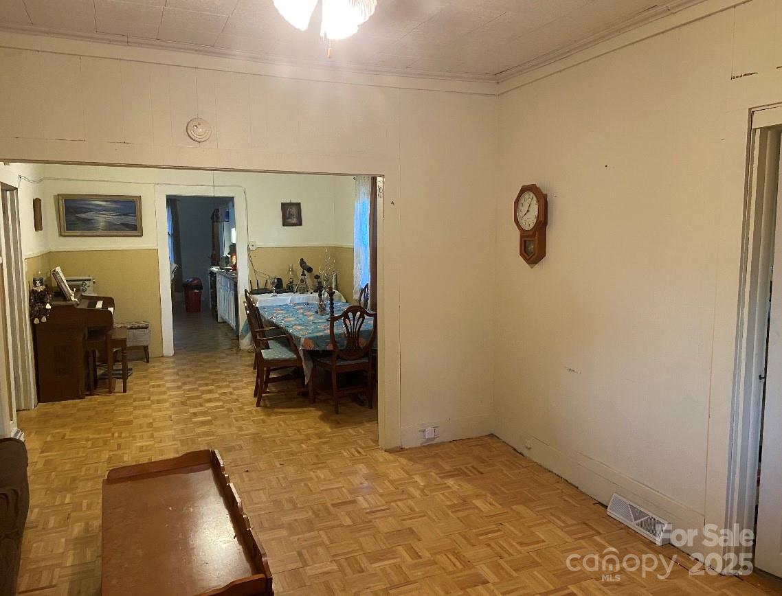 25 Highland Street Property Photo 15