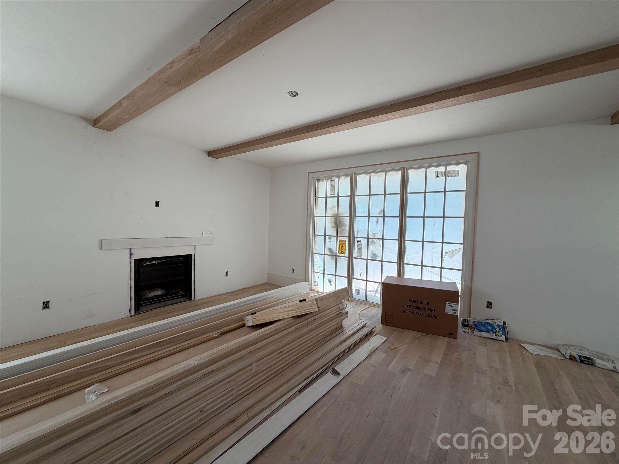 733 Charles Avenue Property Photo 3