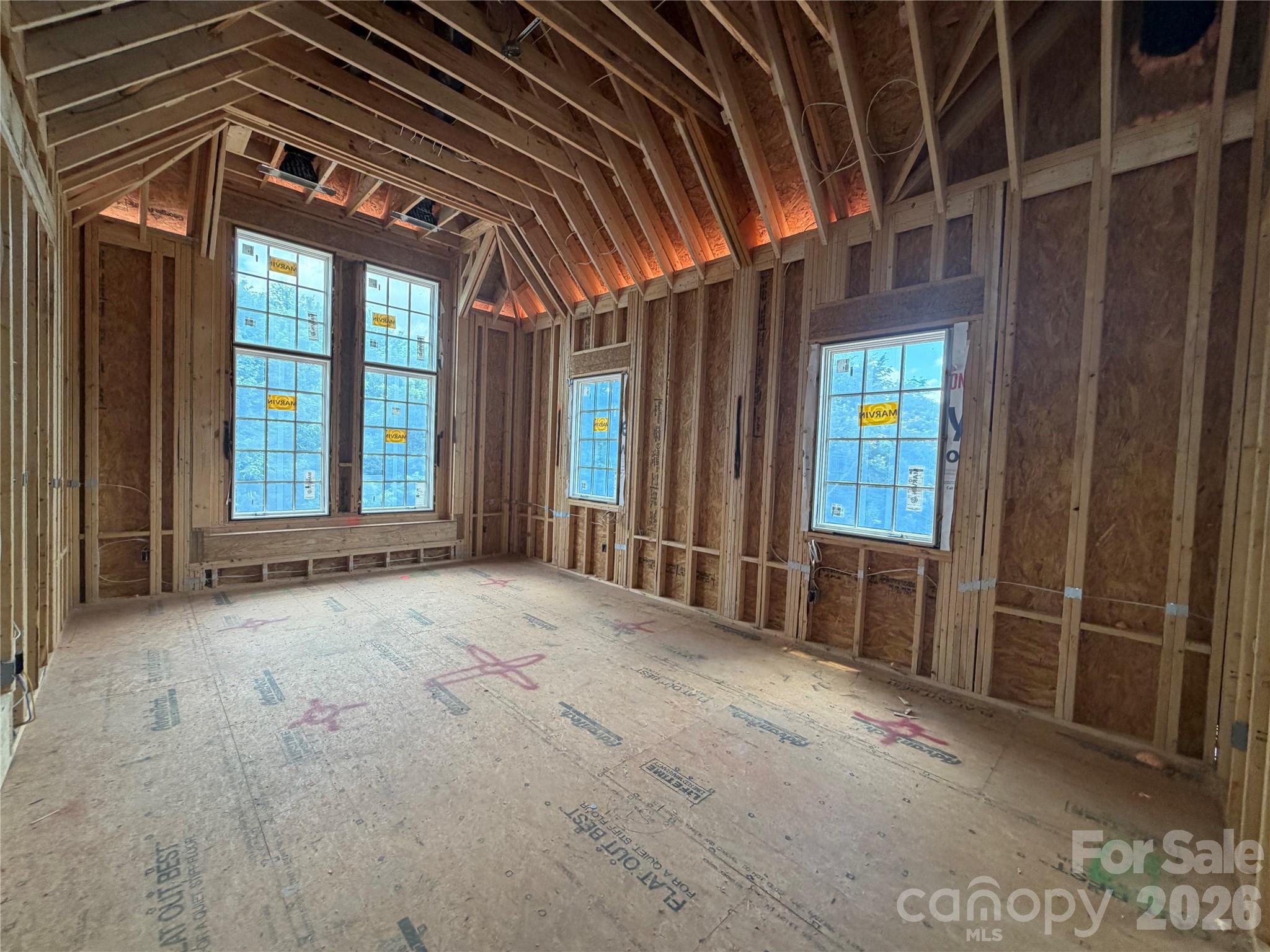 733 Charles Avenue Property Photo 6