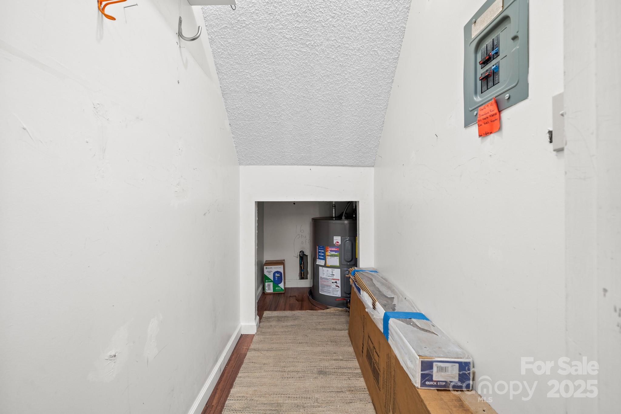 27 Capri Lane 15-d Property Photo 20