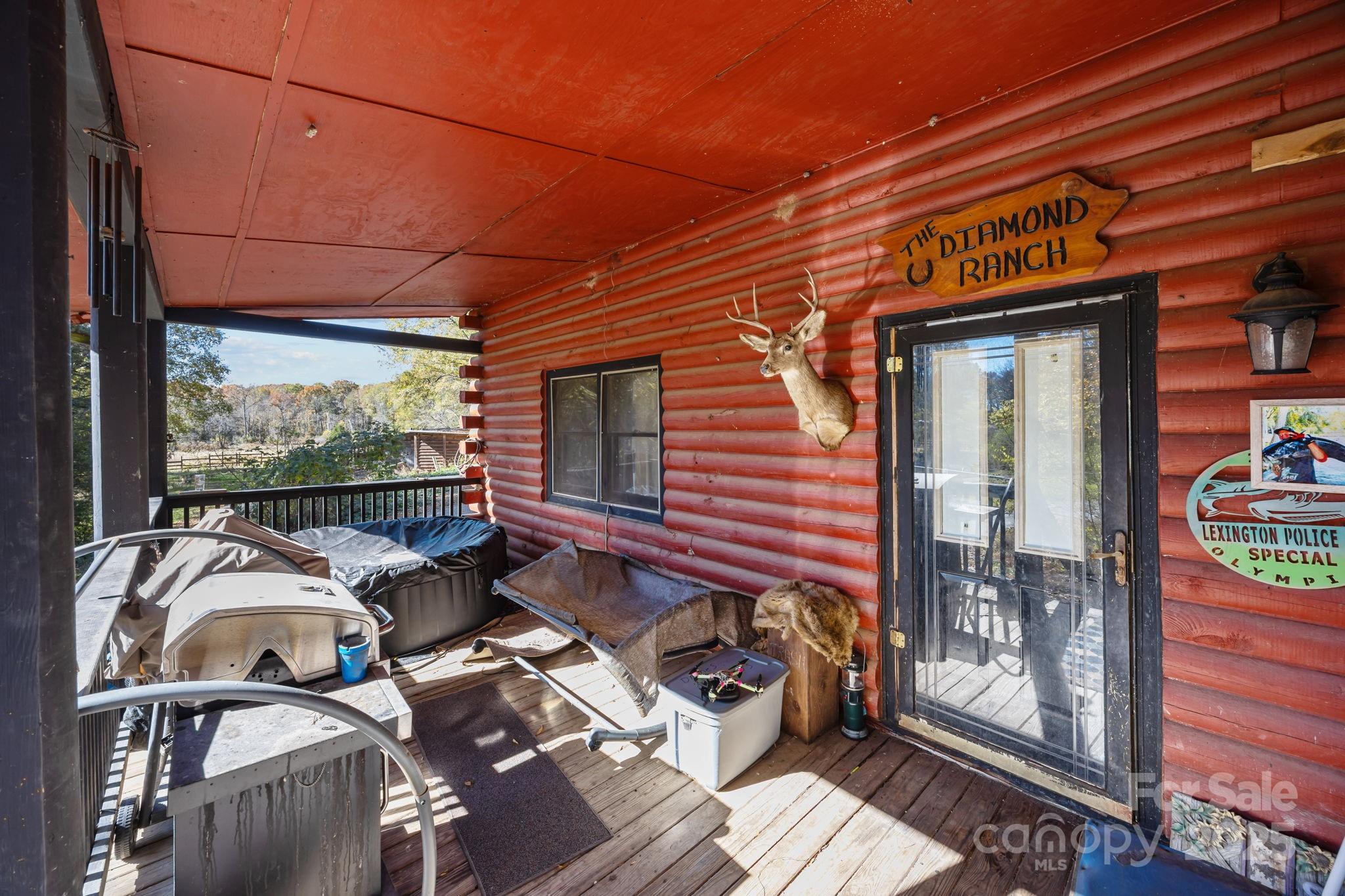 3178 Foxford Drive Property Photo 4
