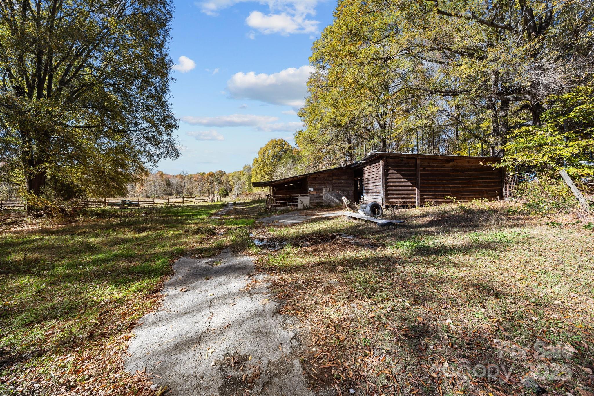 3178 Foxford Drive Property Photo 36