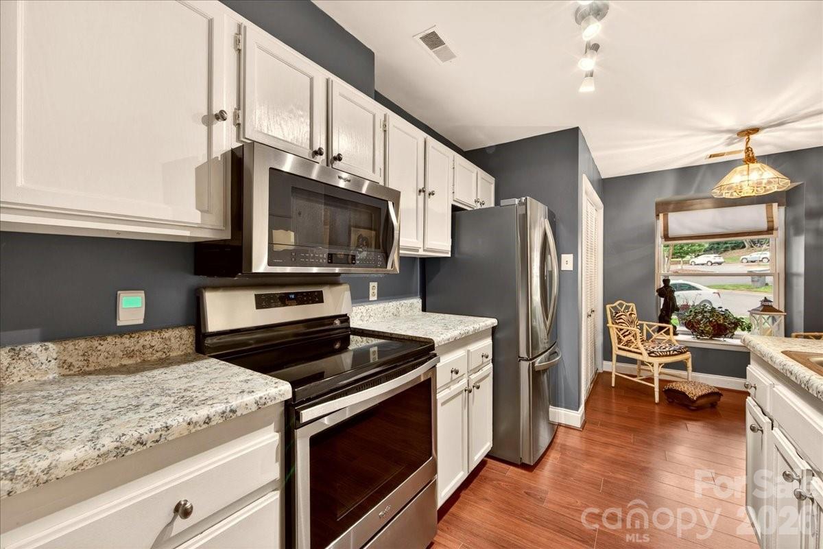 830 Sardis Cove Drive Property Photo 13