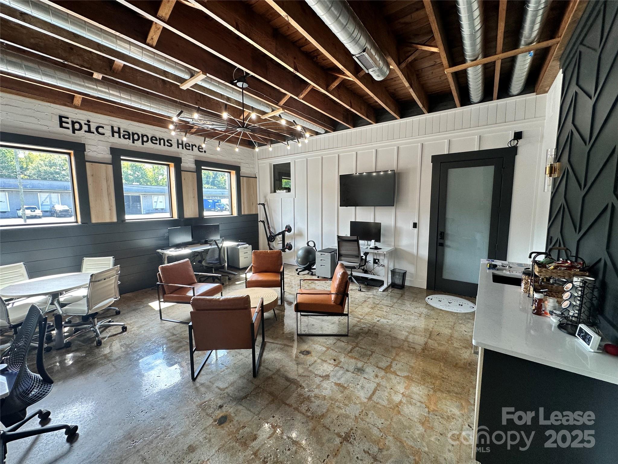 1930 Freedom Drive Property Photo 3