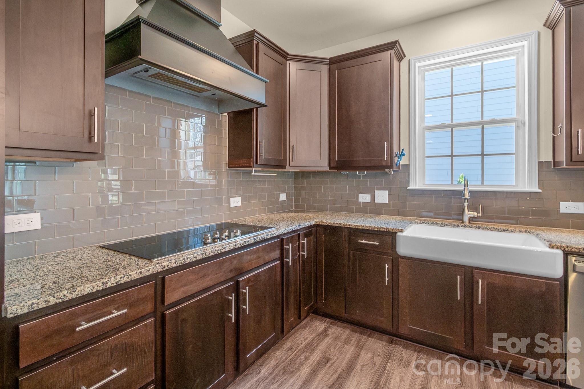 7420 Tullamore Glen Property Photo 8