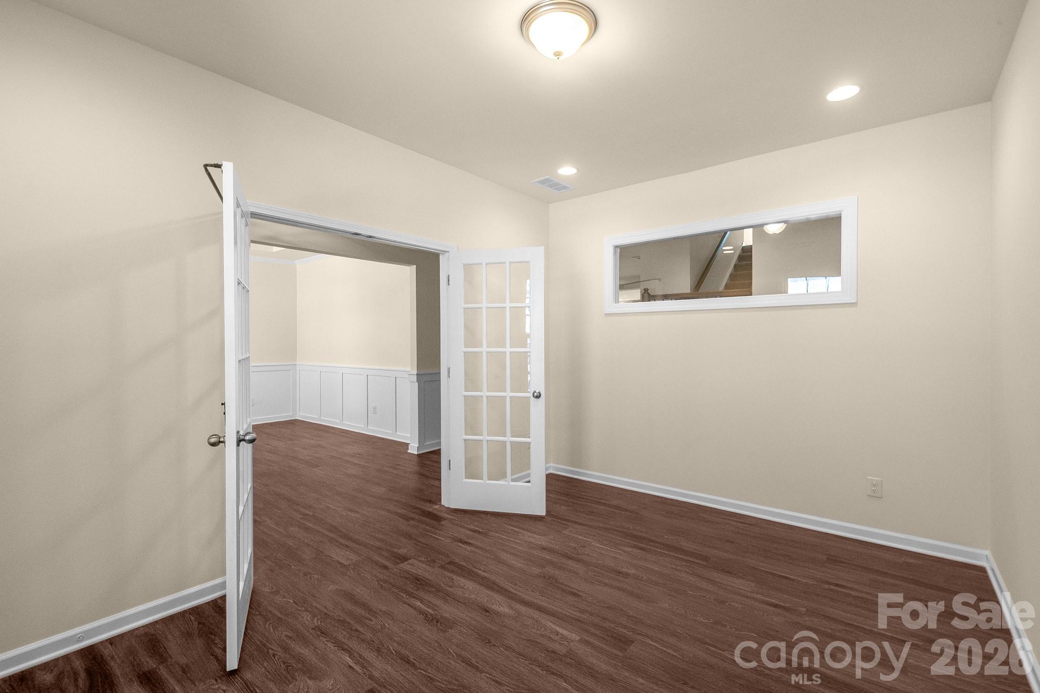7420 Tullamore Glen Property Photo 21