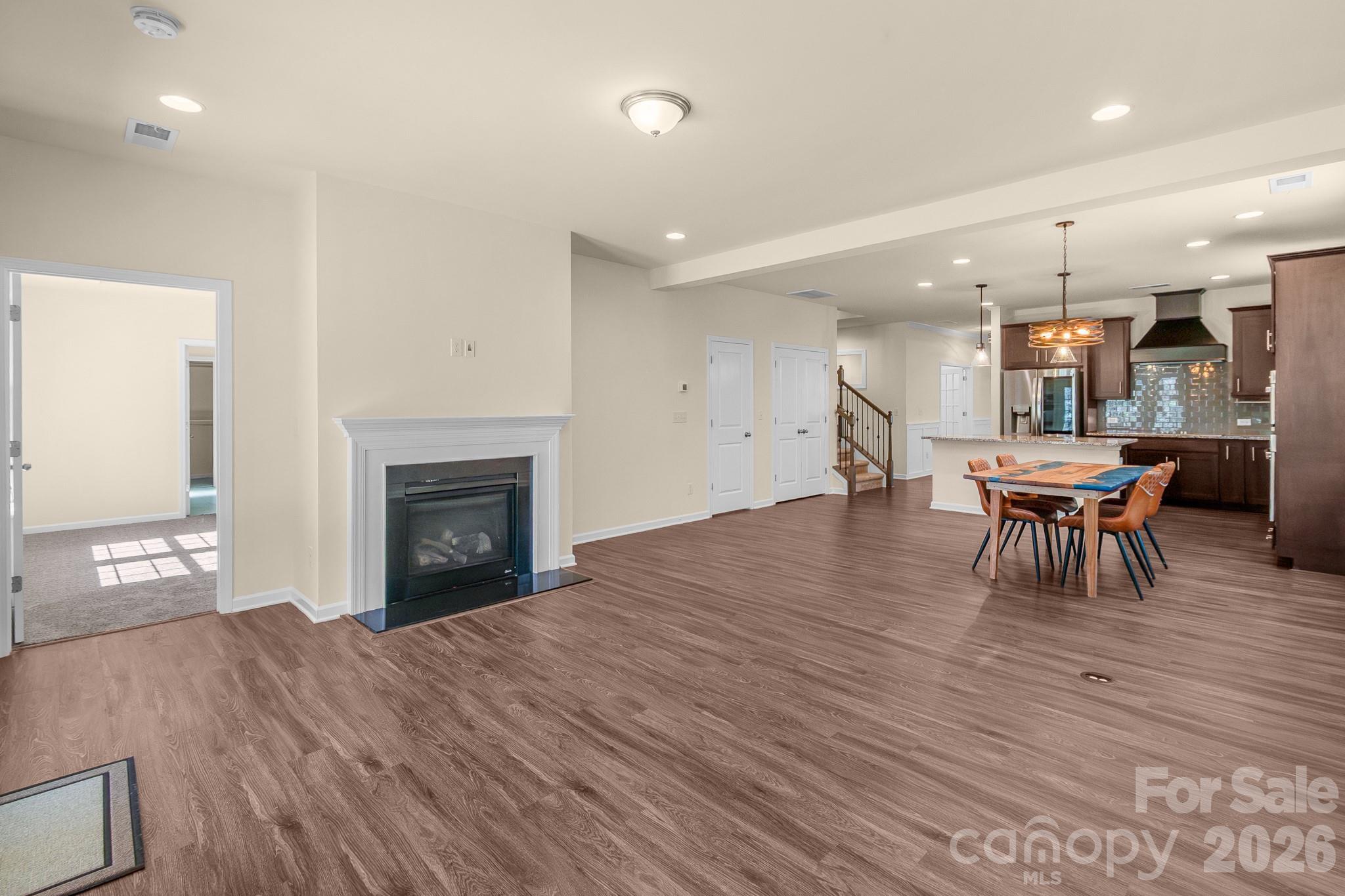 7420 Tullamore Glen Property Photo 24