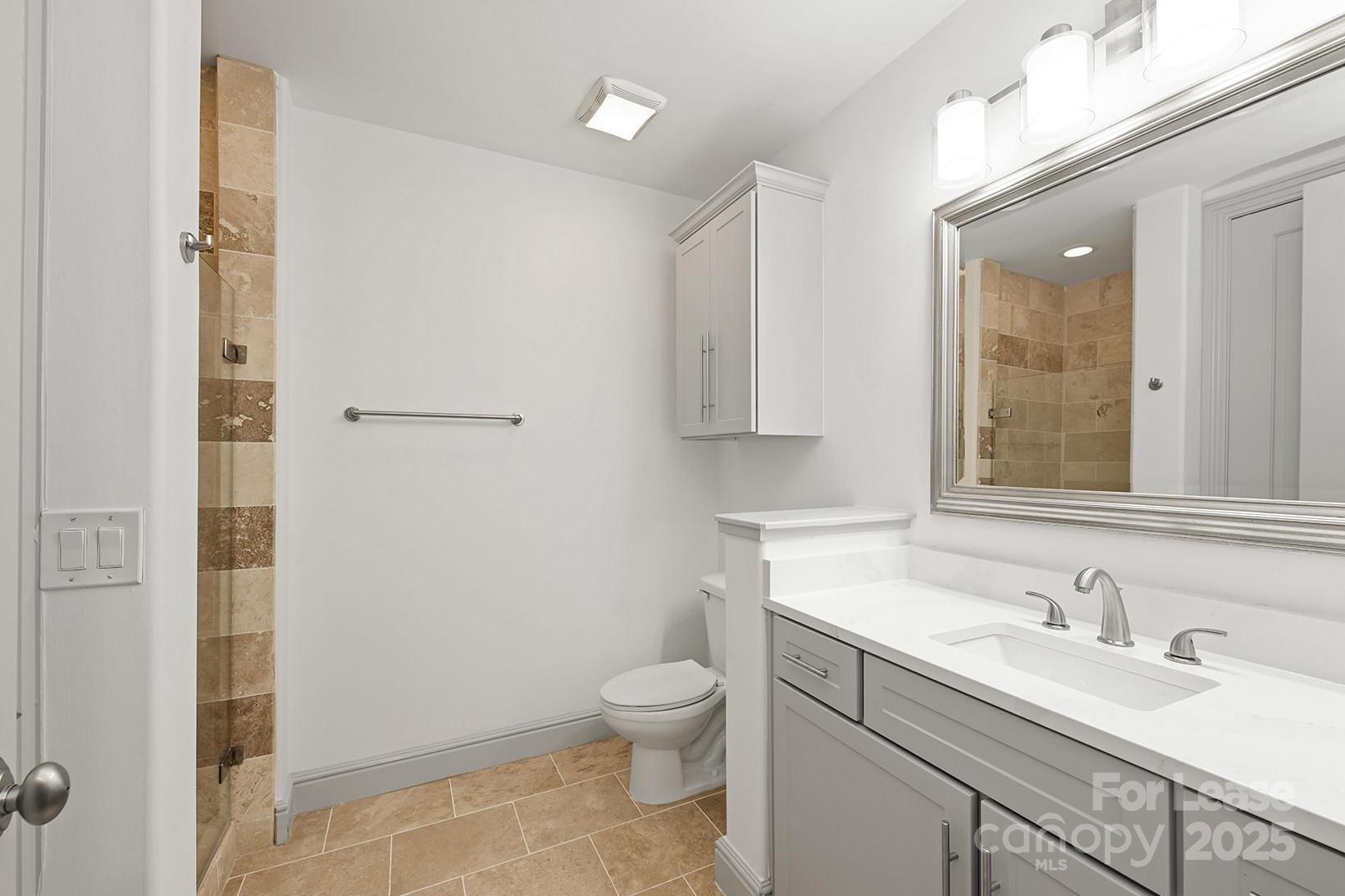 125 W Tremont Avenue B2a Property Photo 28