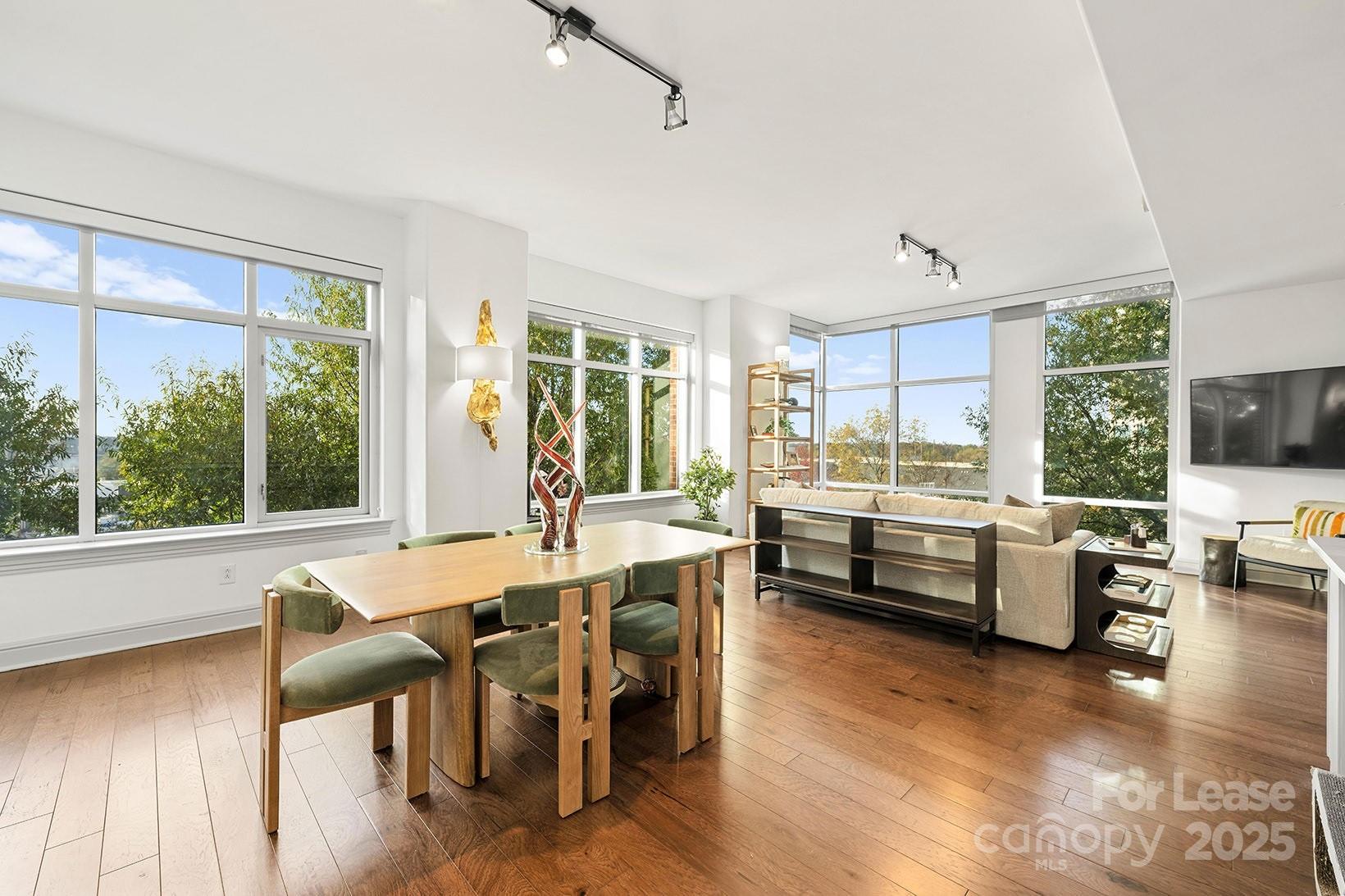 125 W Tremont Avenue B2a Property Photo 32