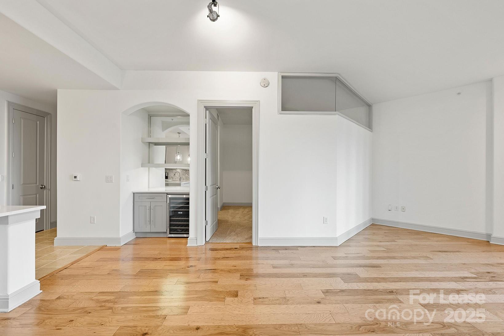 125 W Tremont Avenue B2a Property Photo 35