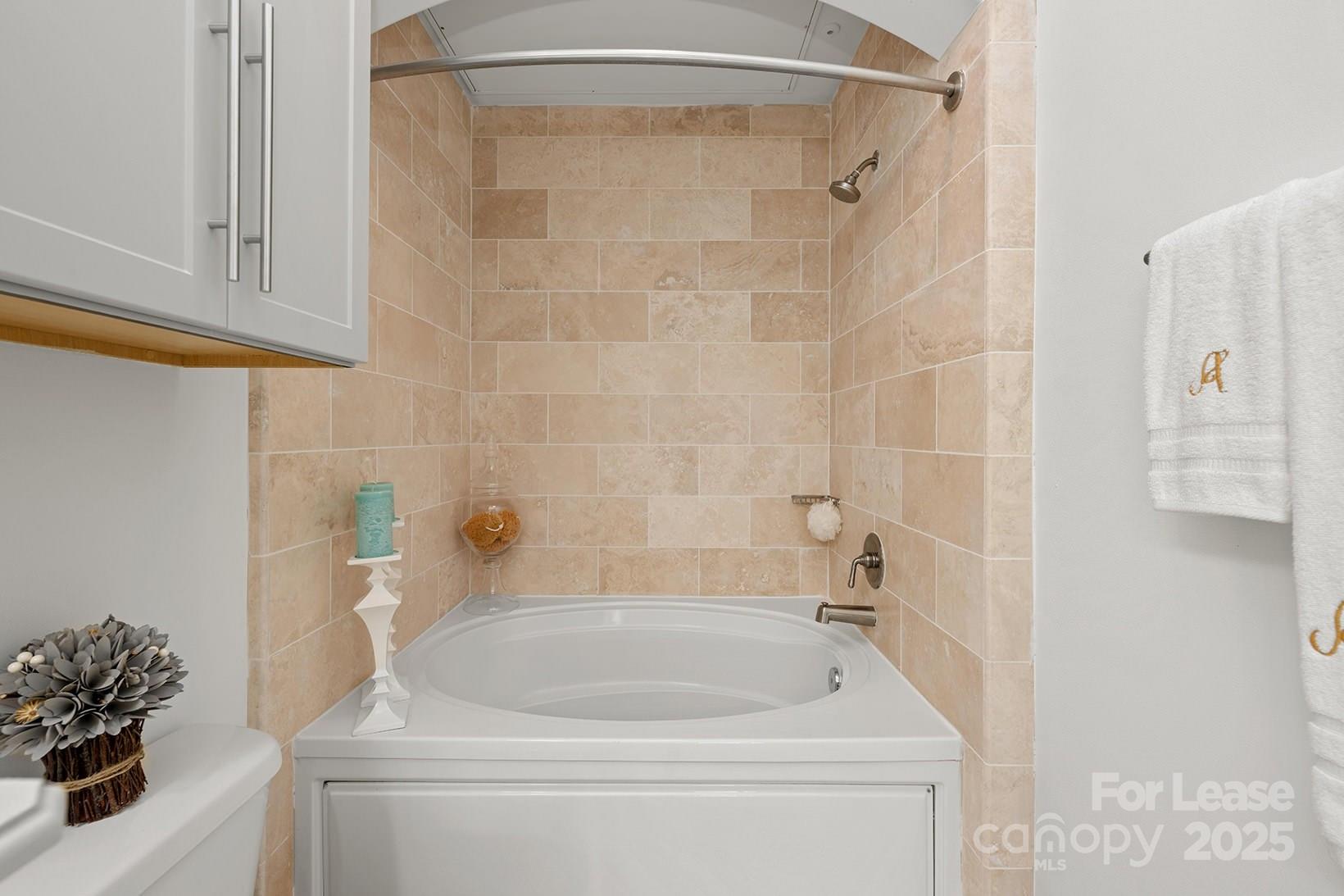 125 W Tremont Avenue B2a Property Photo 39