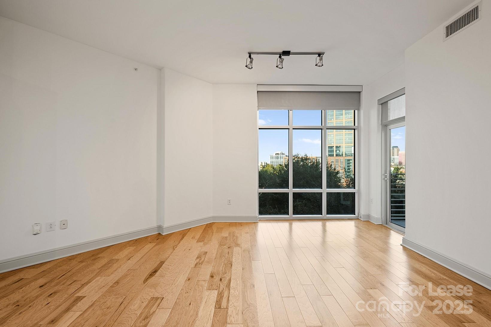 125 W Tremont Avenue B2a Property Photo 44