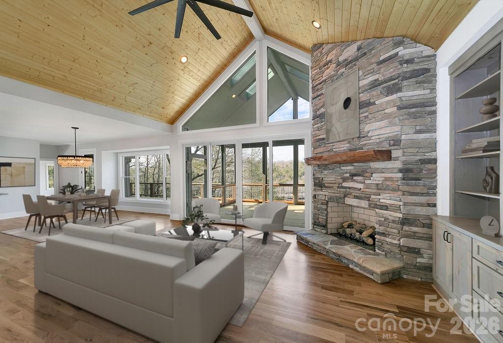 5039 Connestee Trail Property Photo 5