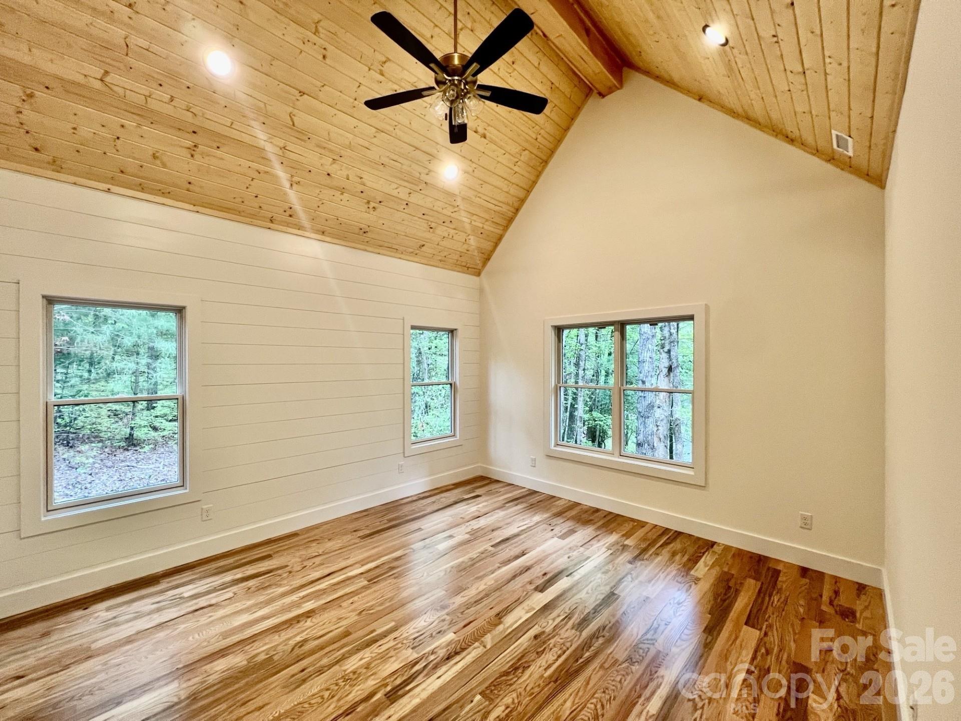 5039 Connestee Trail Property Photo 13