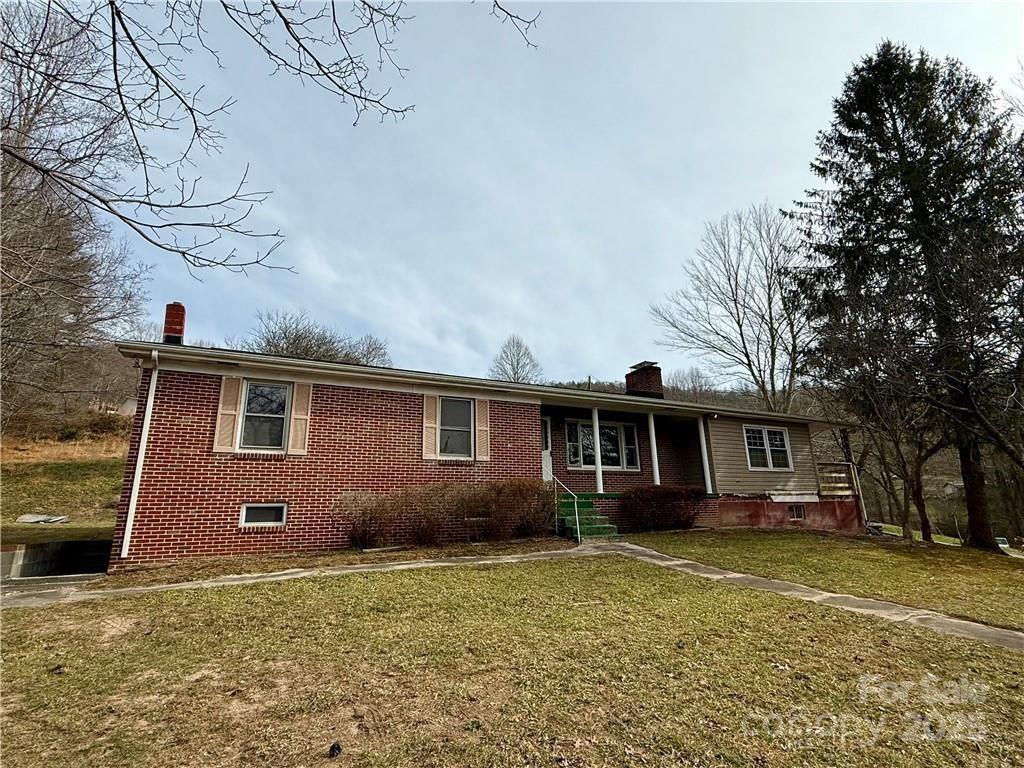 365 Ollis Road Property Photo 1