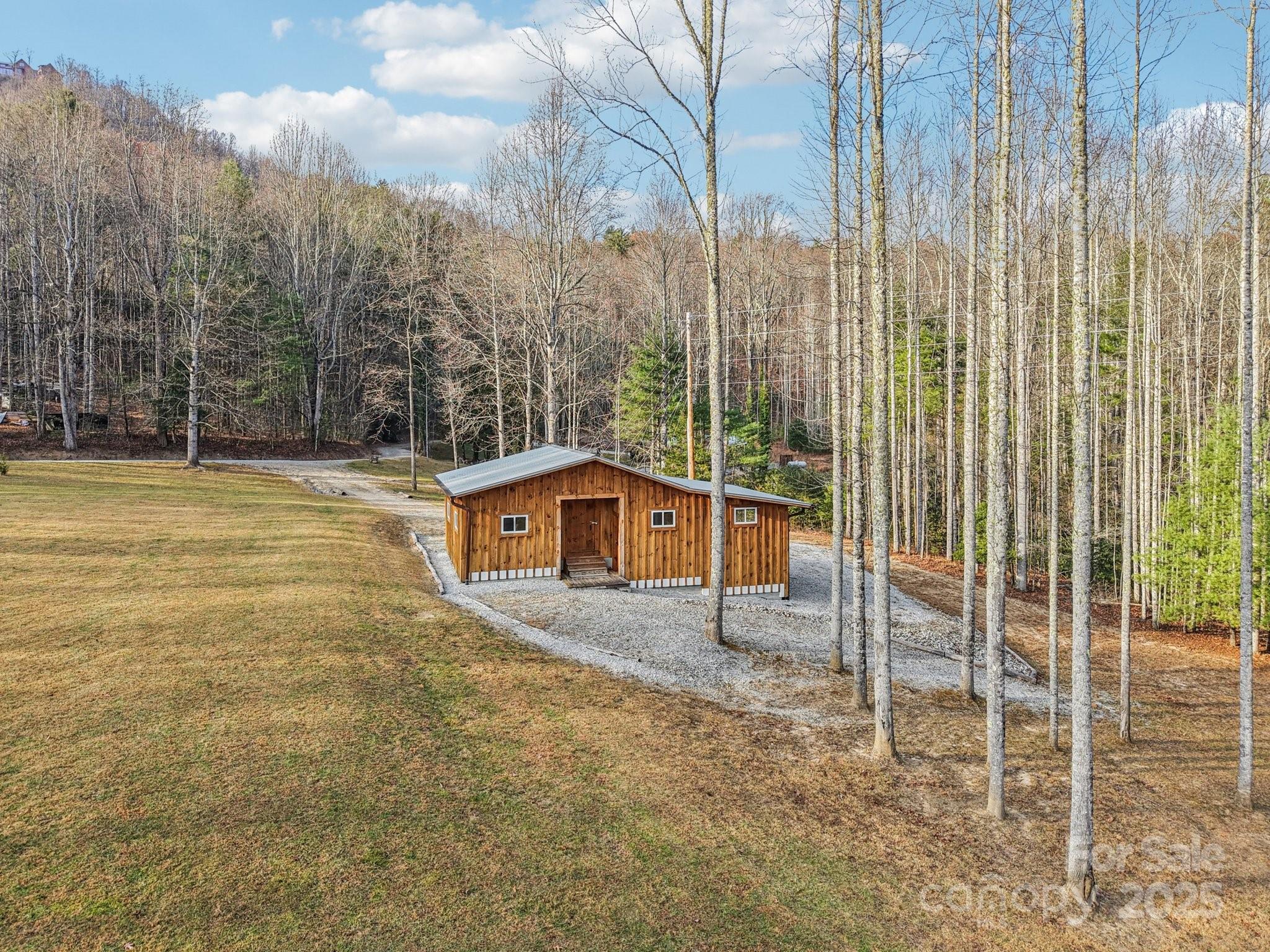 408 & 586 Little Elbow Mountain Road Property Photo 33