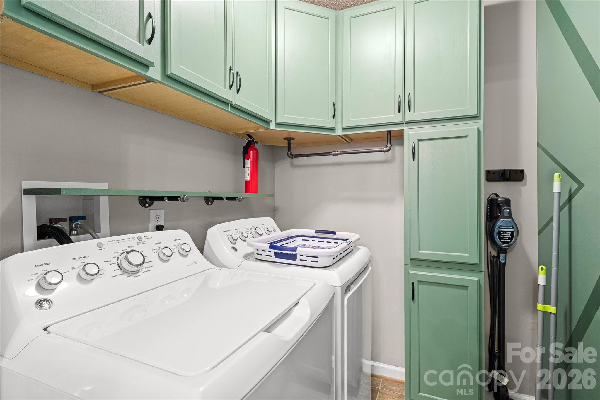 28 Grove Garden Avenue Property Photo 14