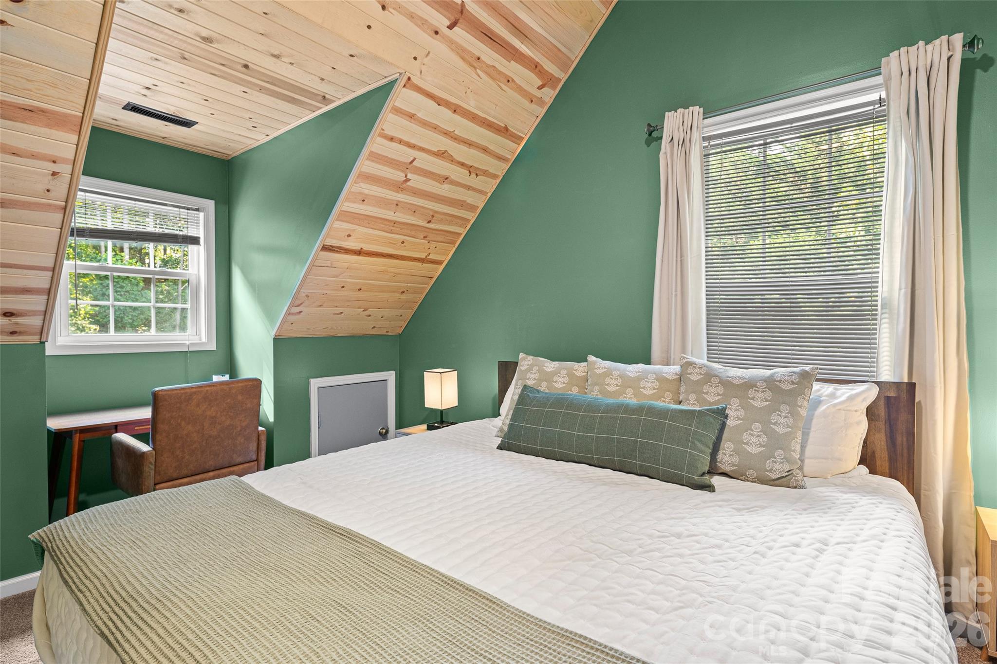 28 Grove Garden Avenue Property Photo 24