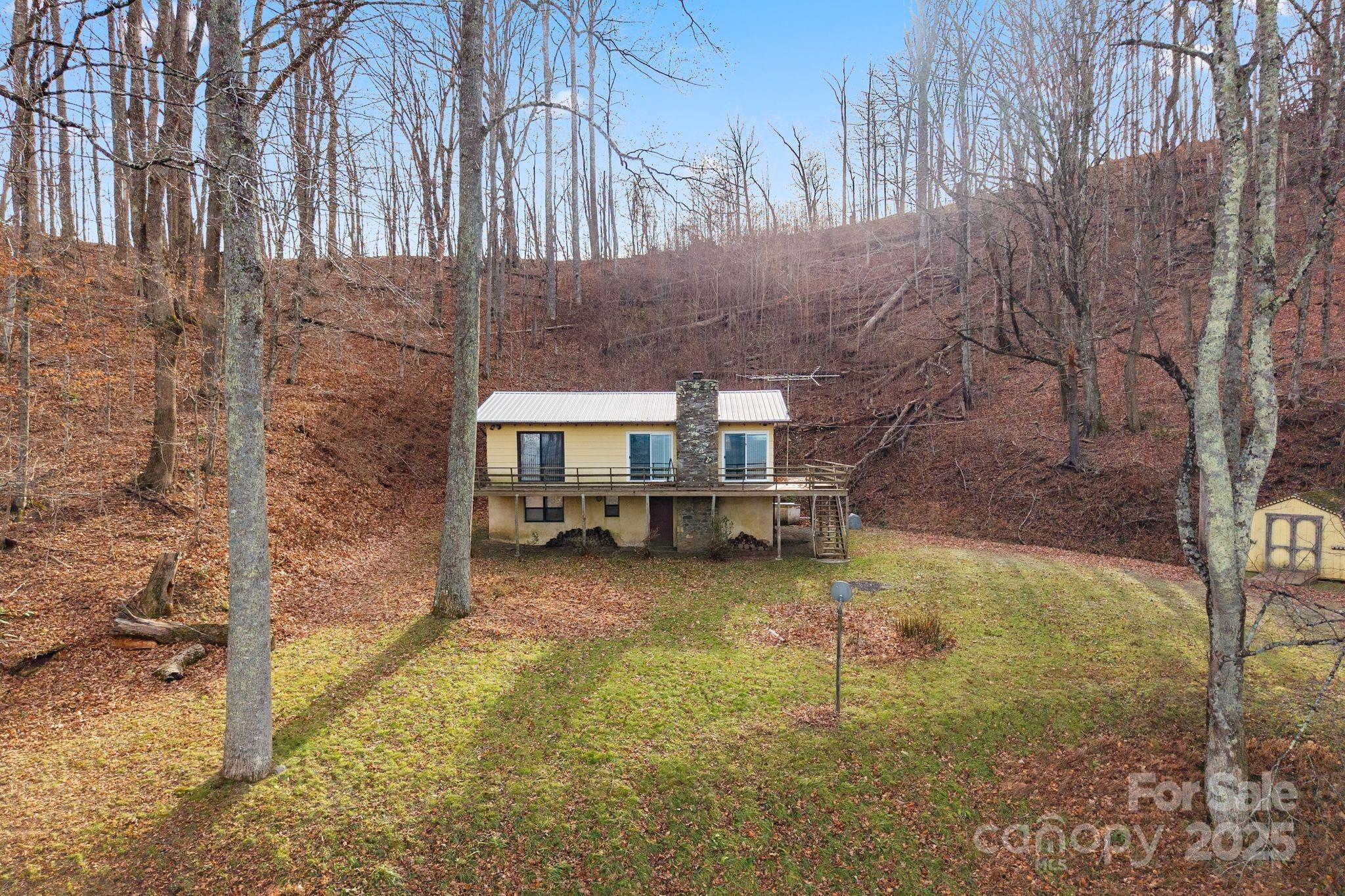 2650 Secluded Valley Road Property Photo 3