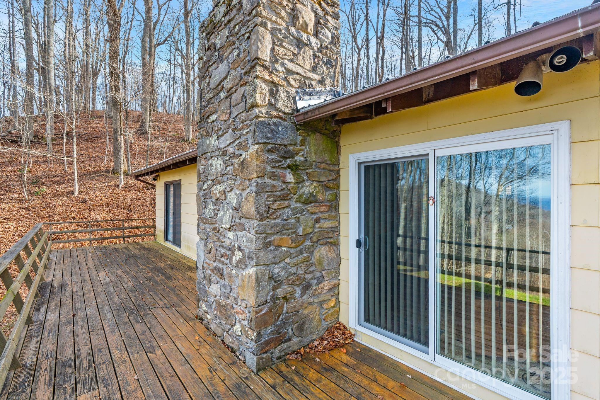2650 Secluded Valley Road Property Photo 7