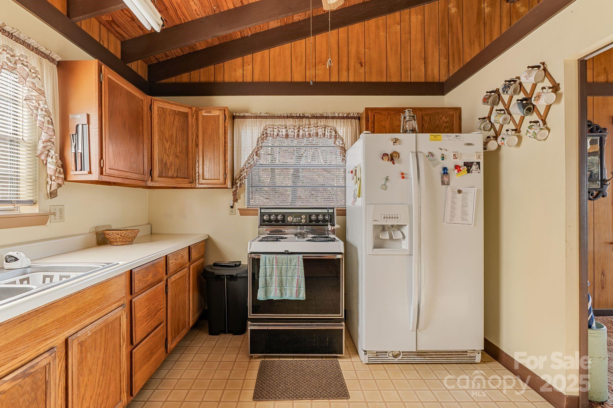 2650 Secluded Valley Road Property Photo 12