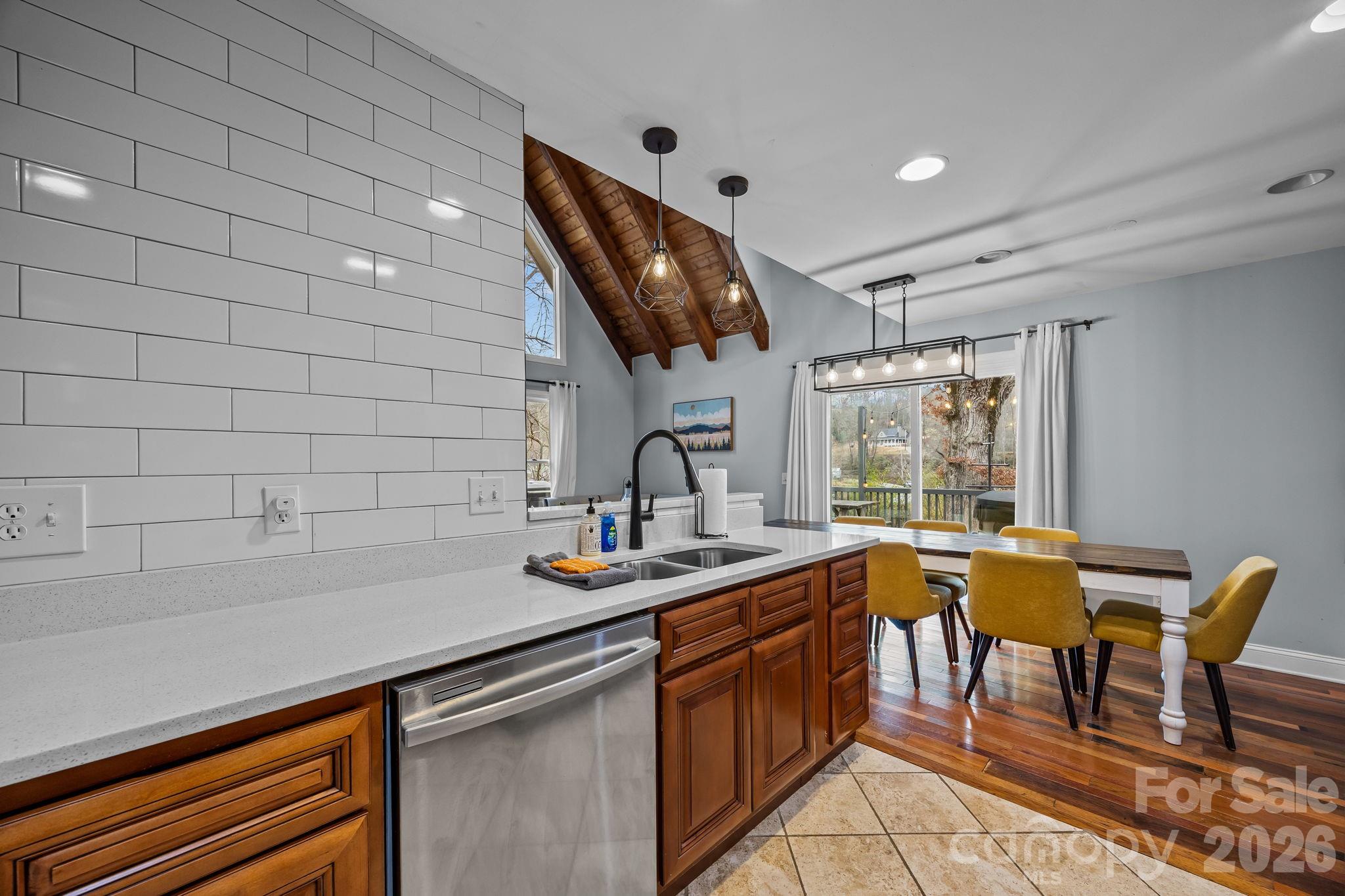 540 Toot Hollow Road Property Photo 17