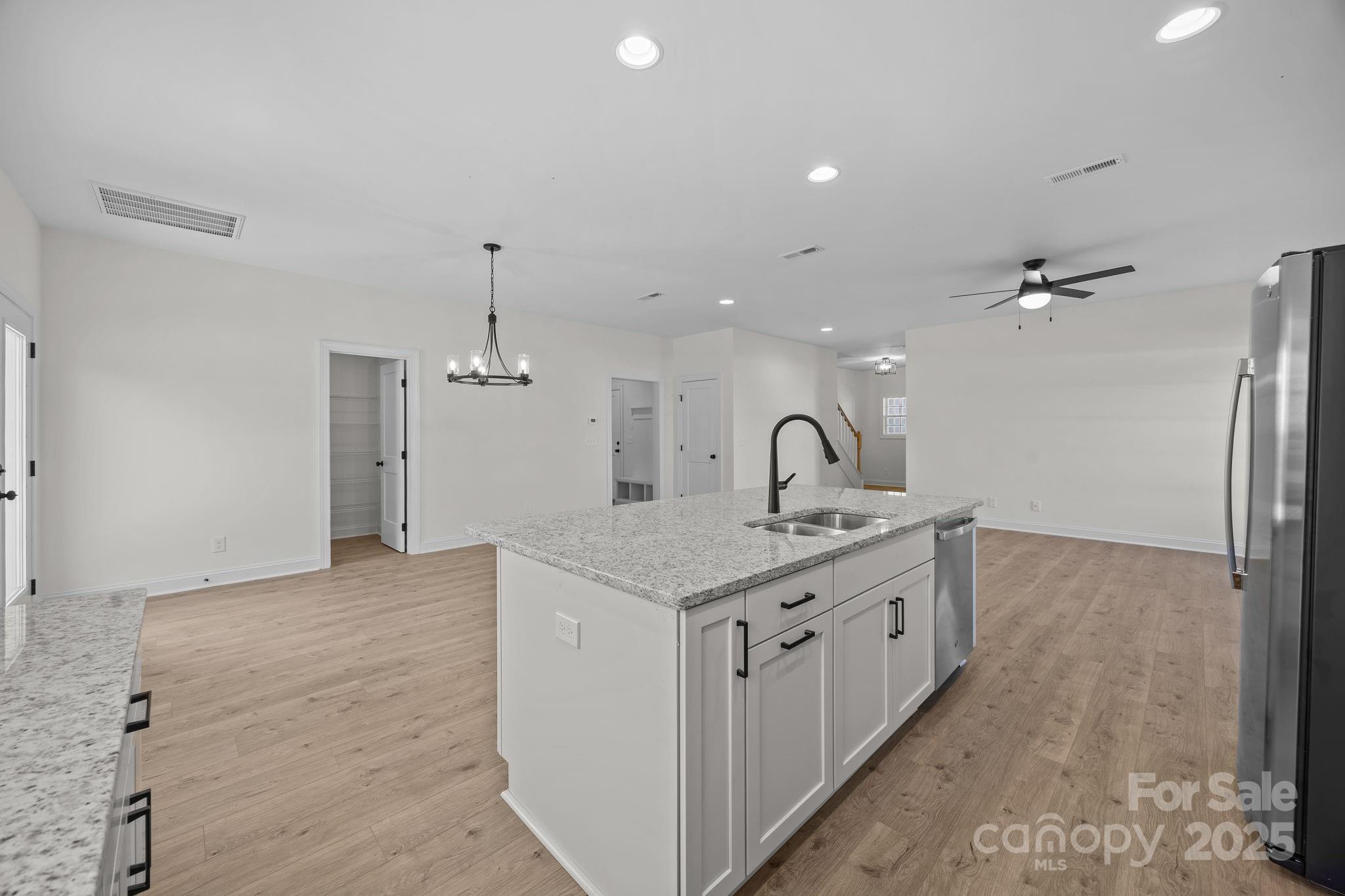 1325 Coppergate Drive Property Photo 14