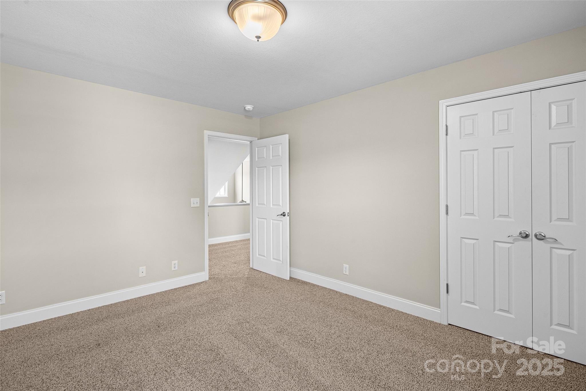 58 Burlington Lane Property Photo 32