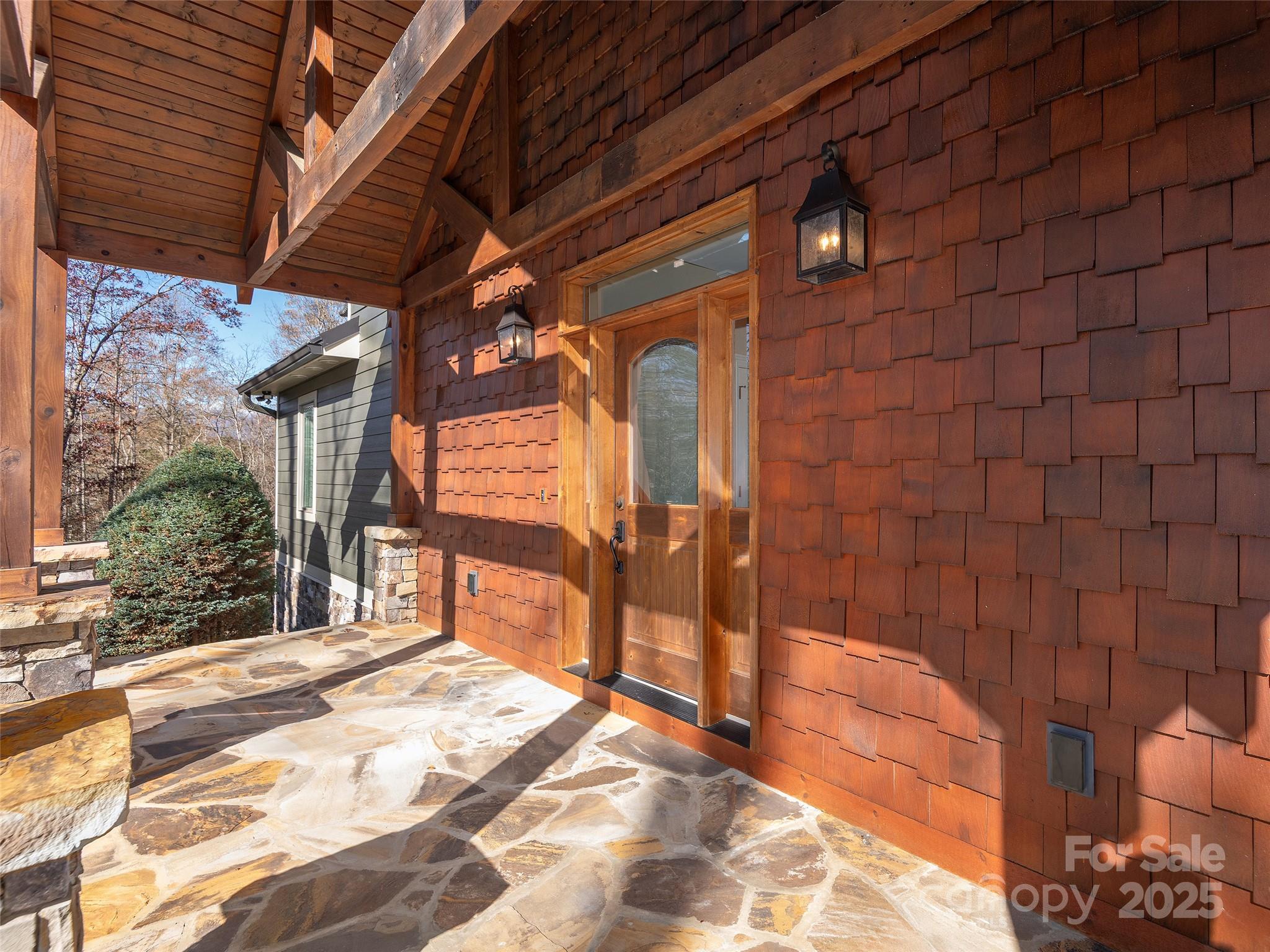 2514 Oakdale Road Property Photo 4