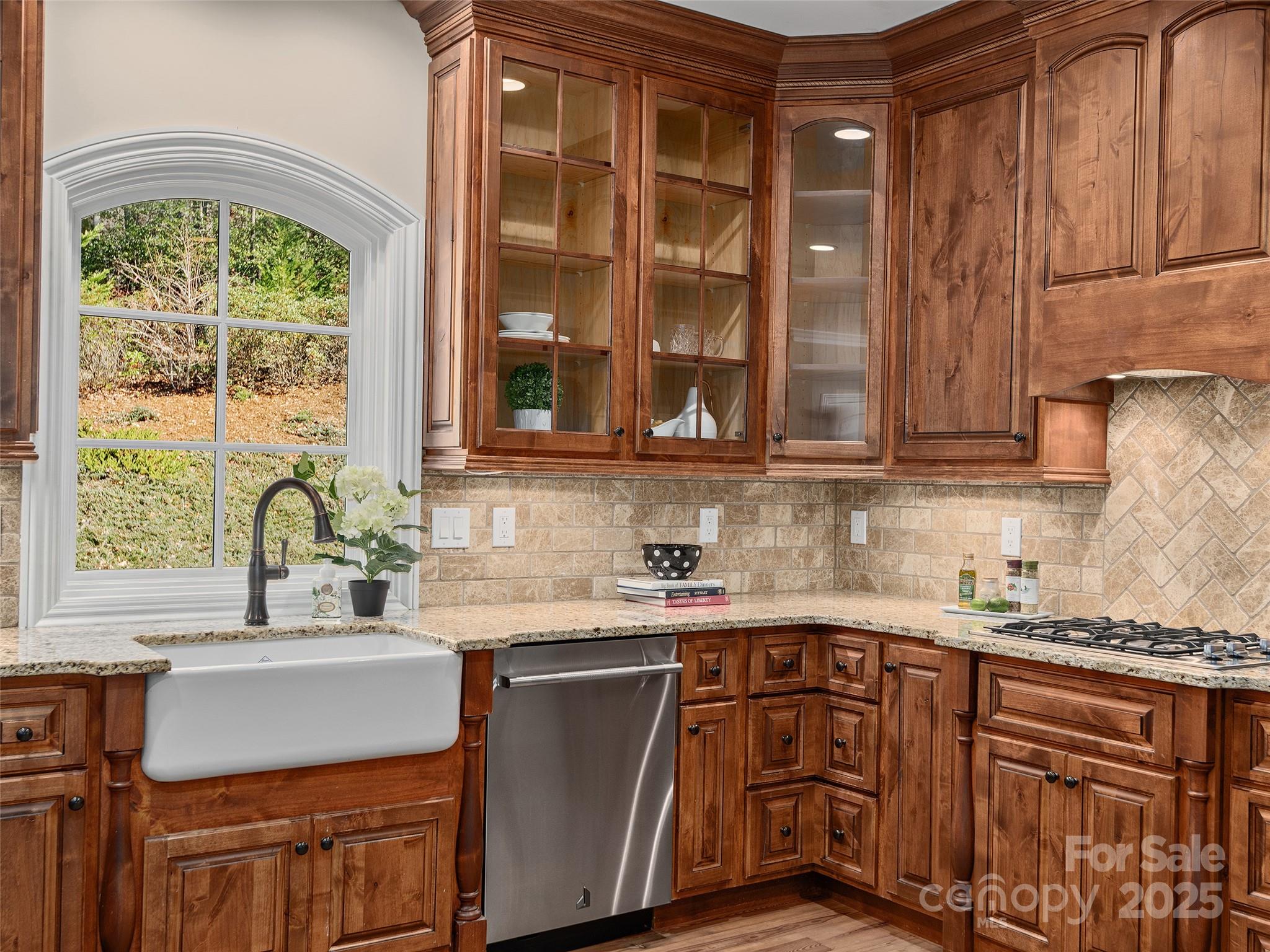 2514 Oakdale Road Property Photo 15