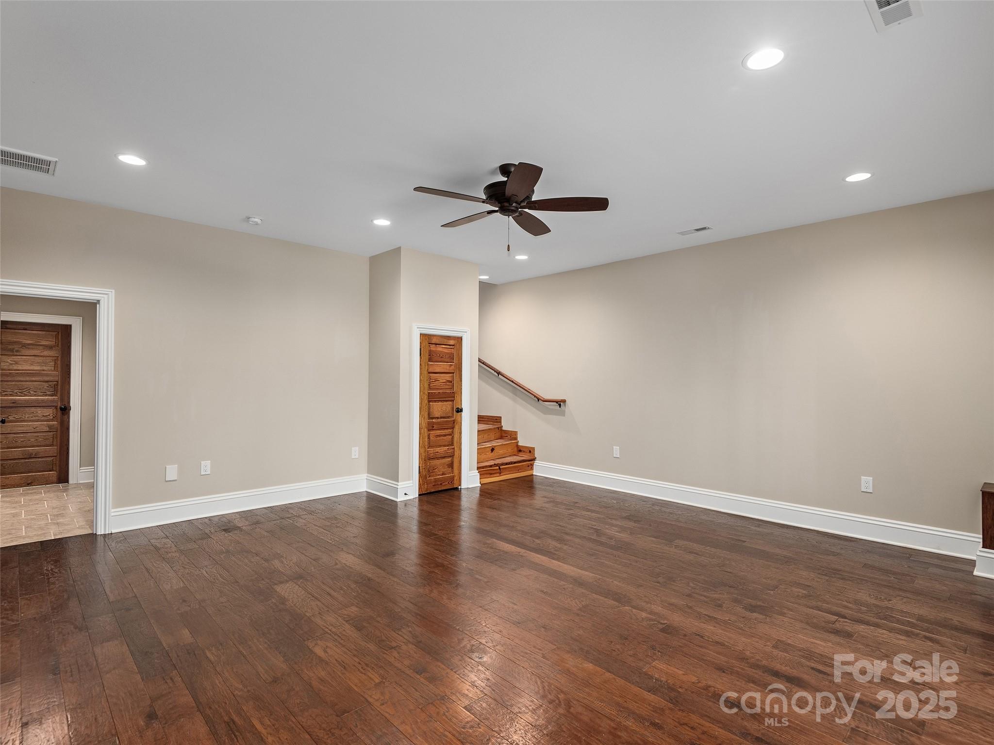 2514 Oakdale Road Property Photo 35