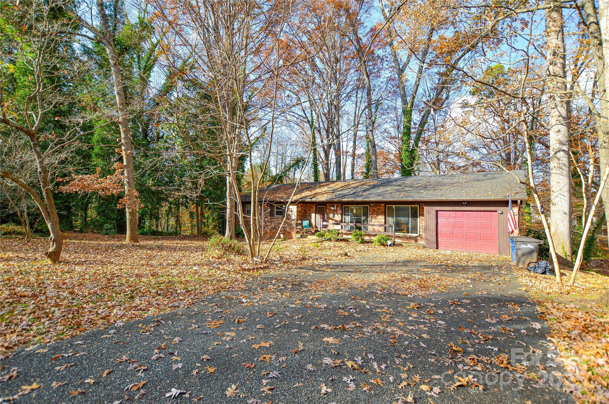 1405 Forest Park Drive 1 Property Photo 2