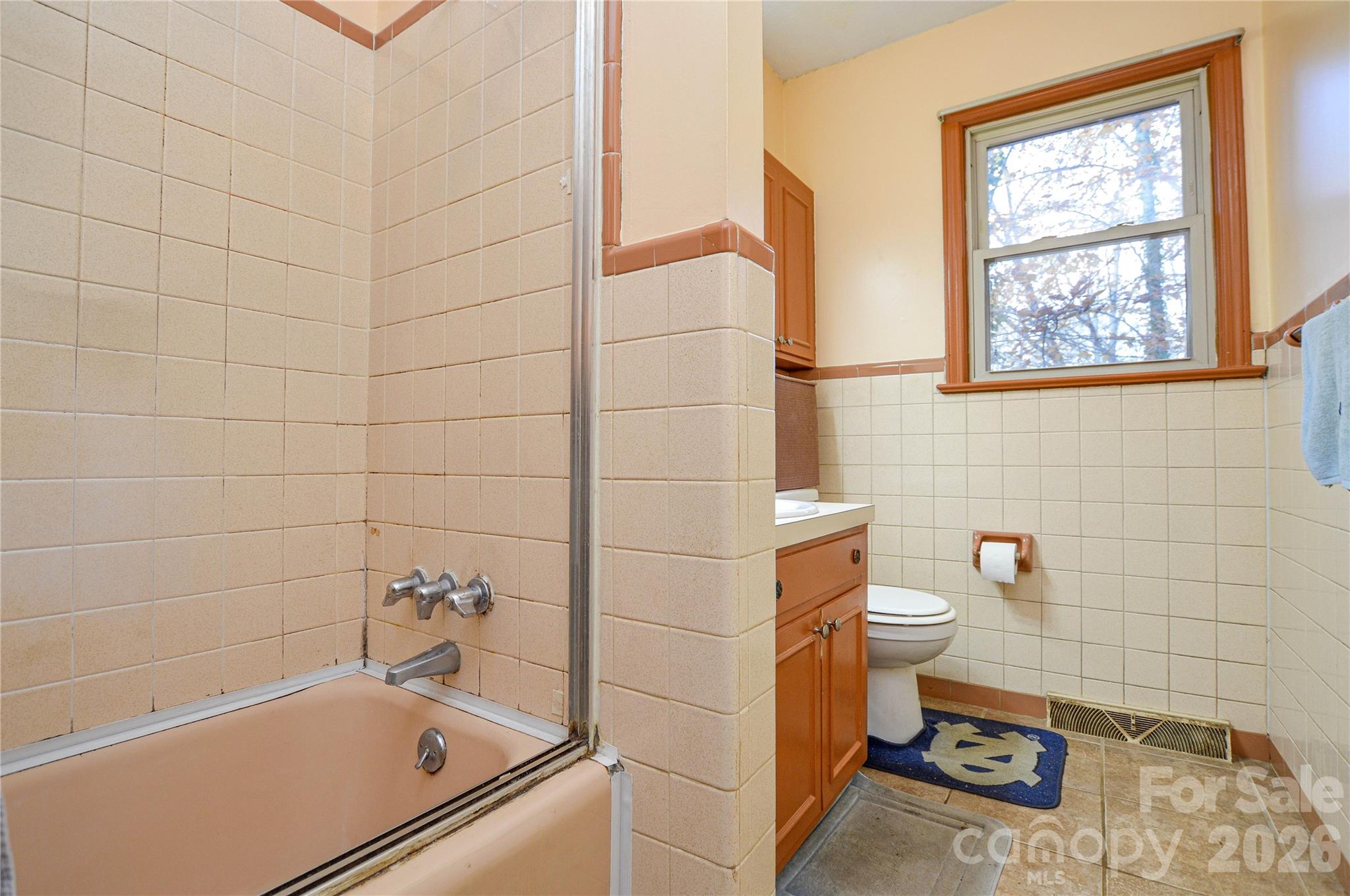 1405 Forest Park Drive 1 Property Photo 14