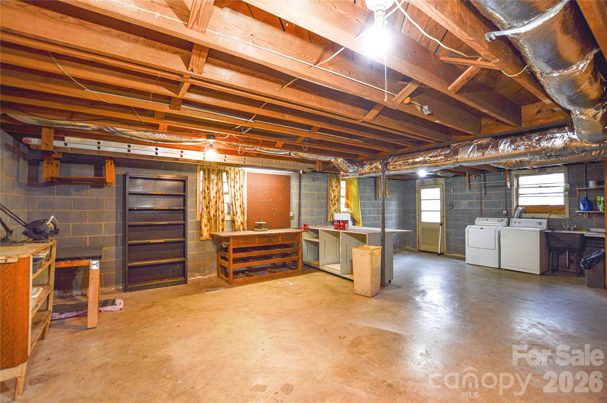 1405 Forest Park Drive 1 Property Photo 19