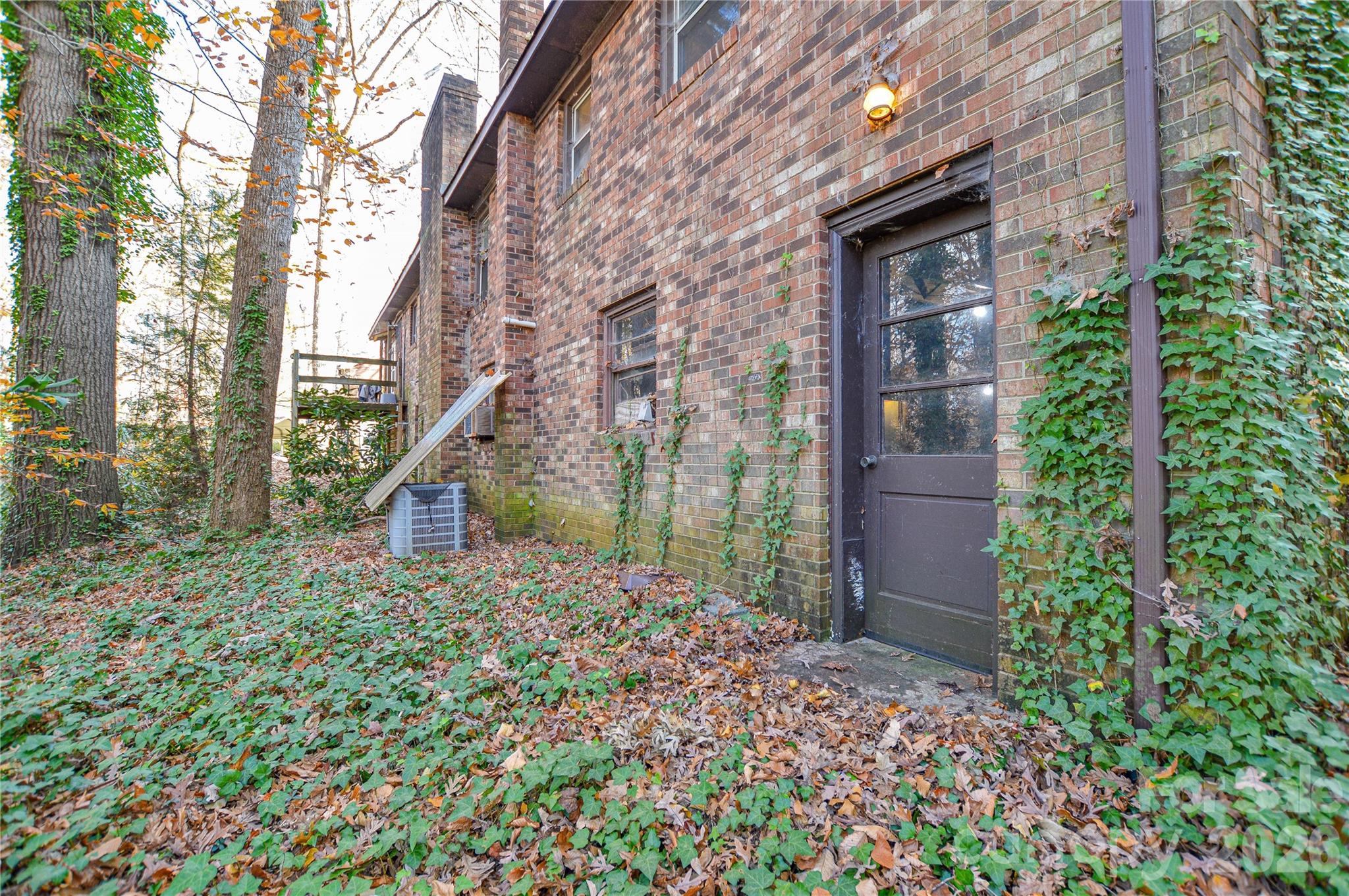 1405 Forest Park Drive 1 Property Photo 22