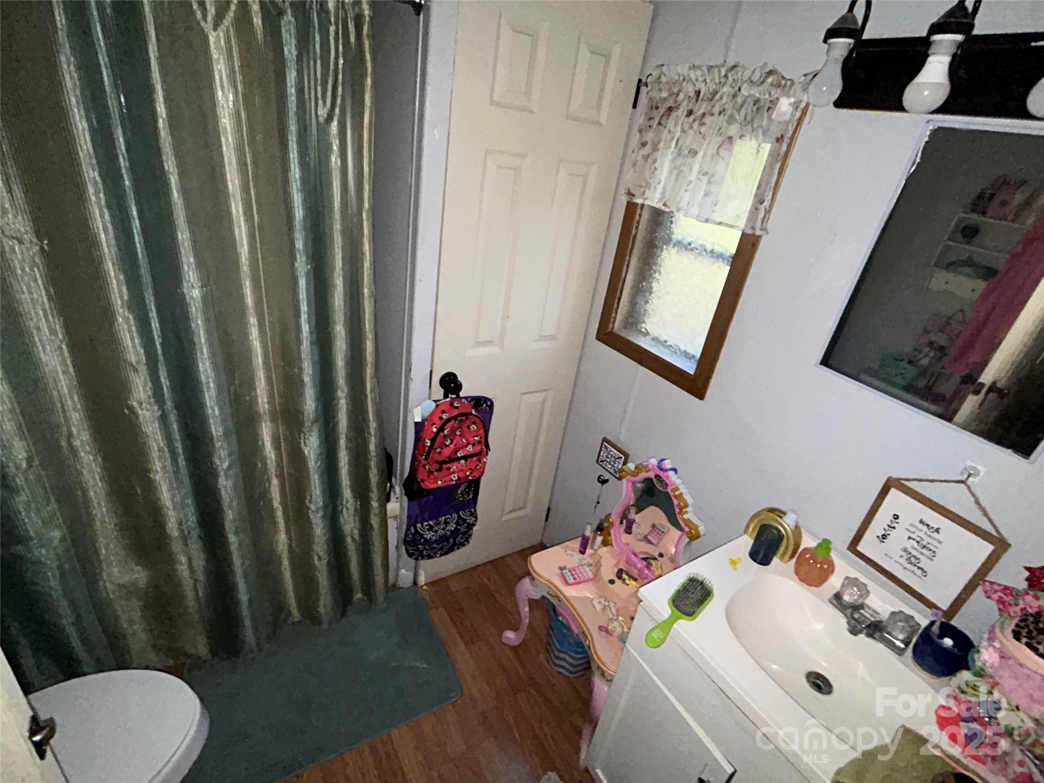 260 Joy Circle Property Photo 12