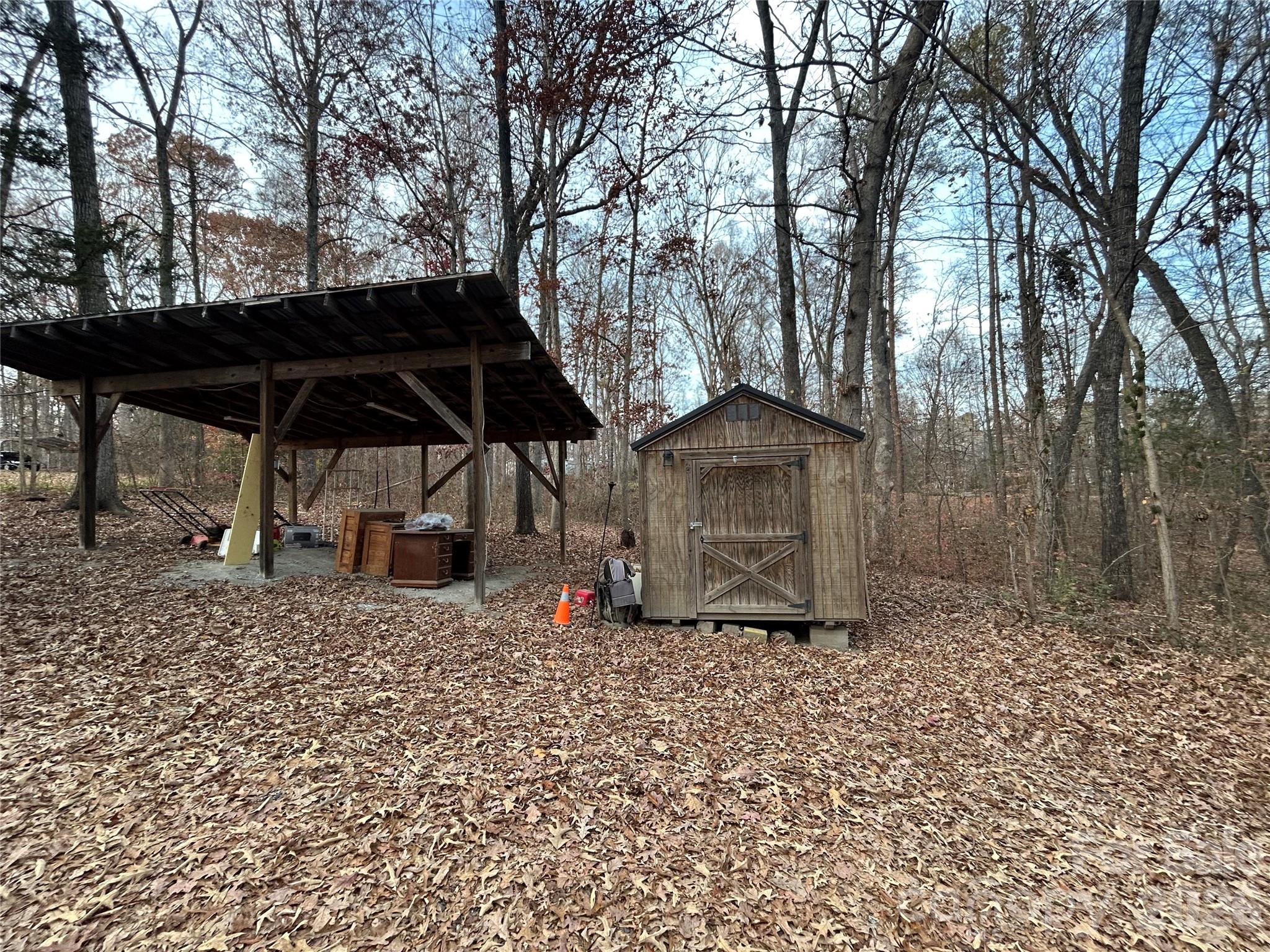260 Joy Circle Property Photo 15