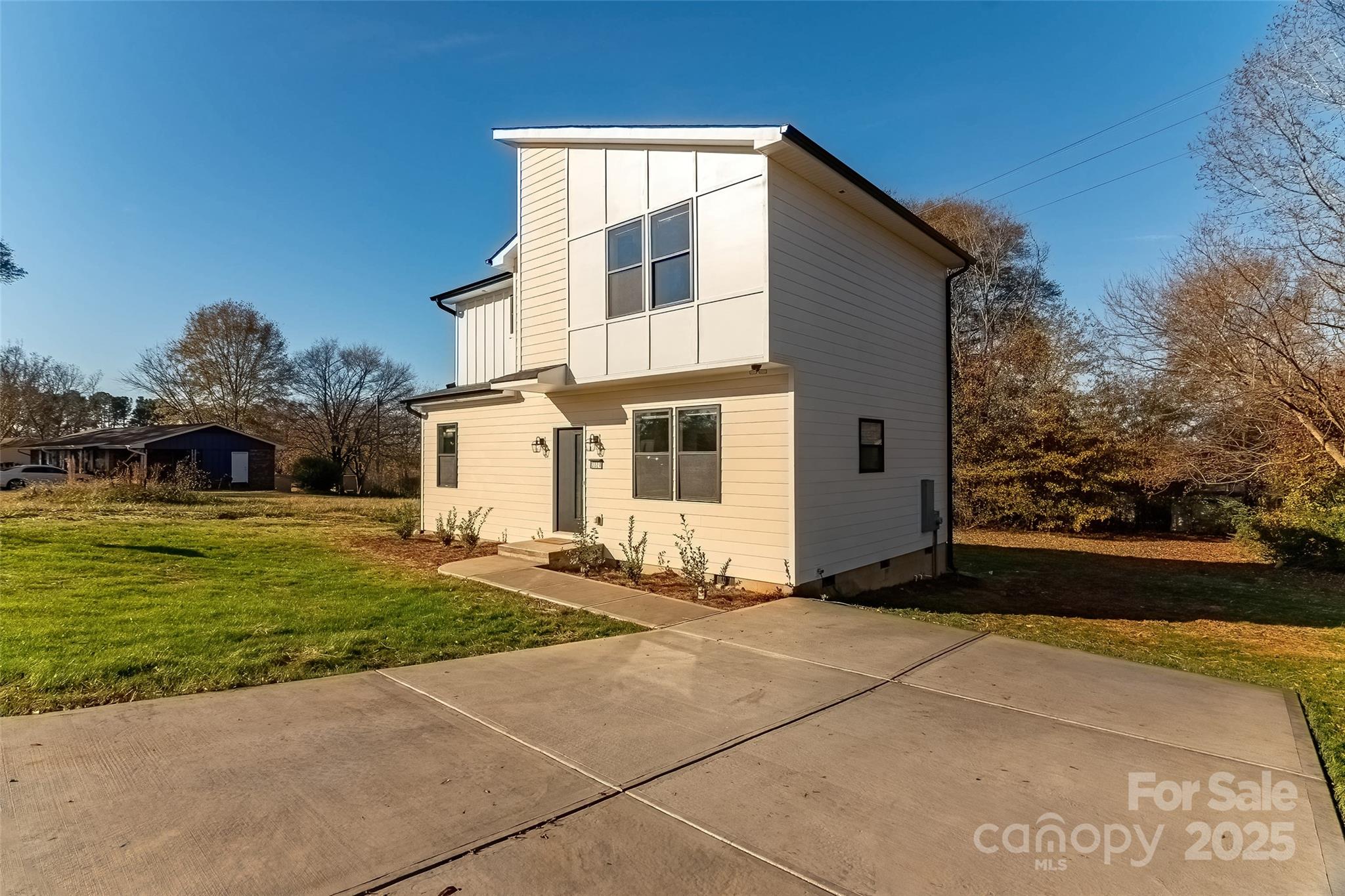 3024 Poplar Circle Property Photo 3