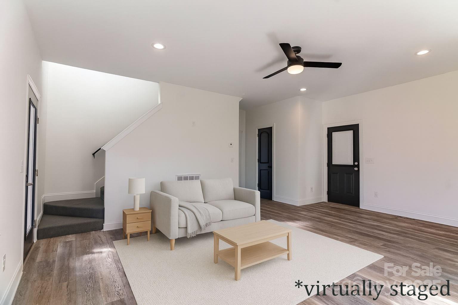 3024 Poplar Circle Property Photo 6