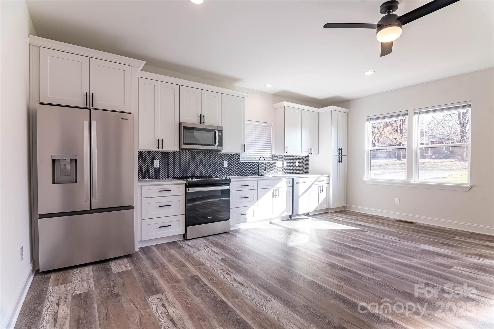 3024 Poplar Circle Property Photo 10